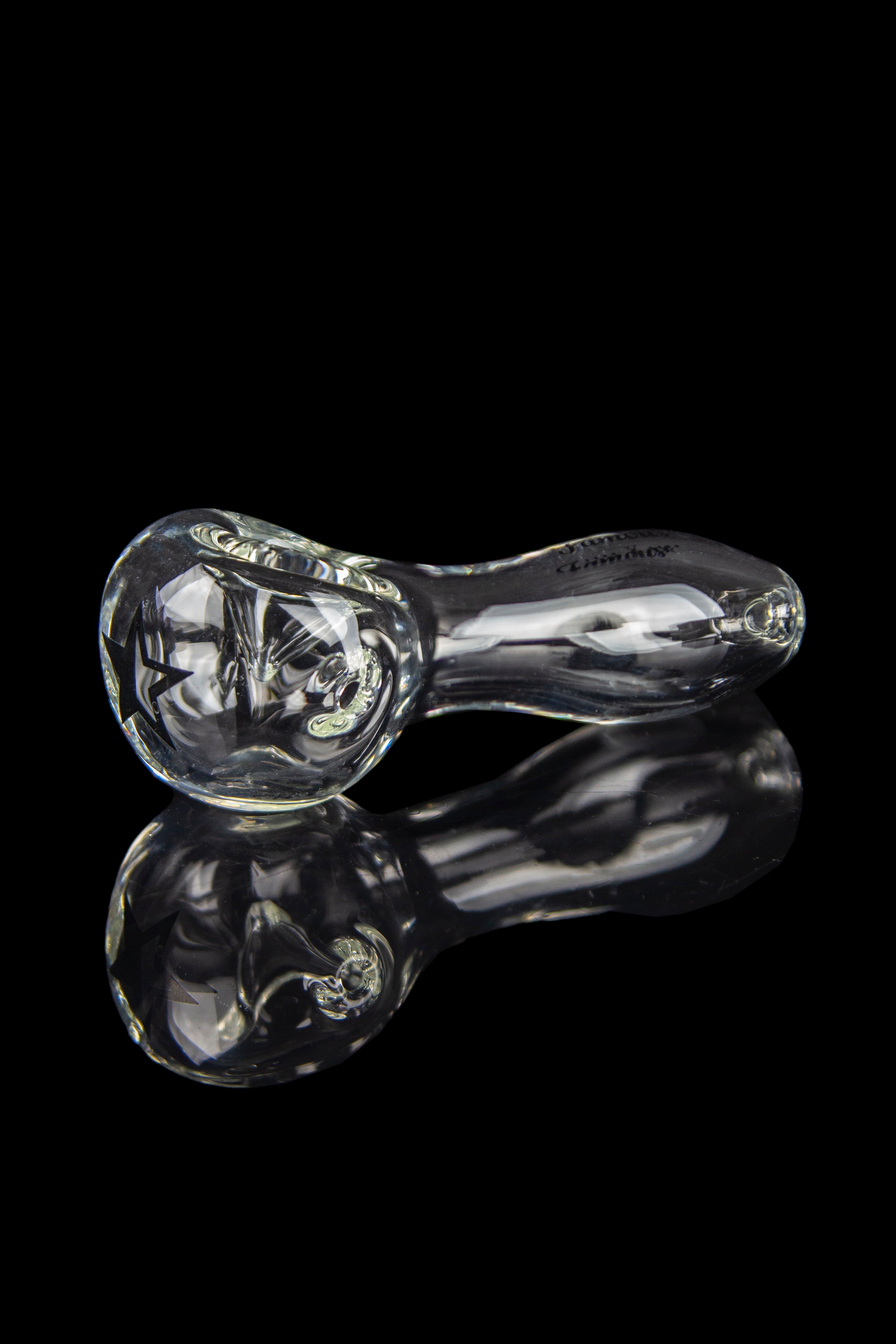 Famous X Premium Spoon Hand Pipe - Your On - the - Go Smoking Essential