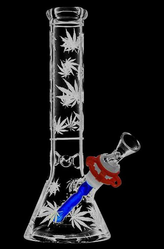 Stunning Frosted Design Beaker Water Pipe - A Must-Have!