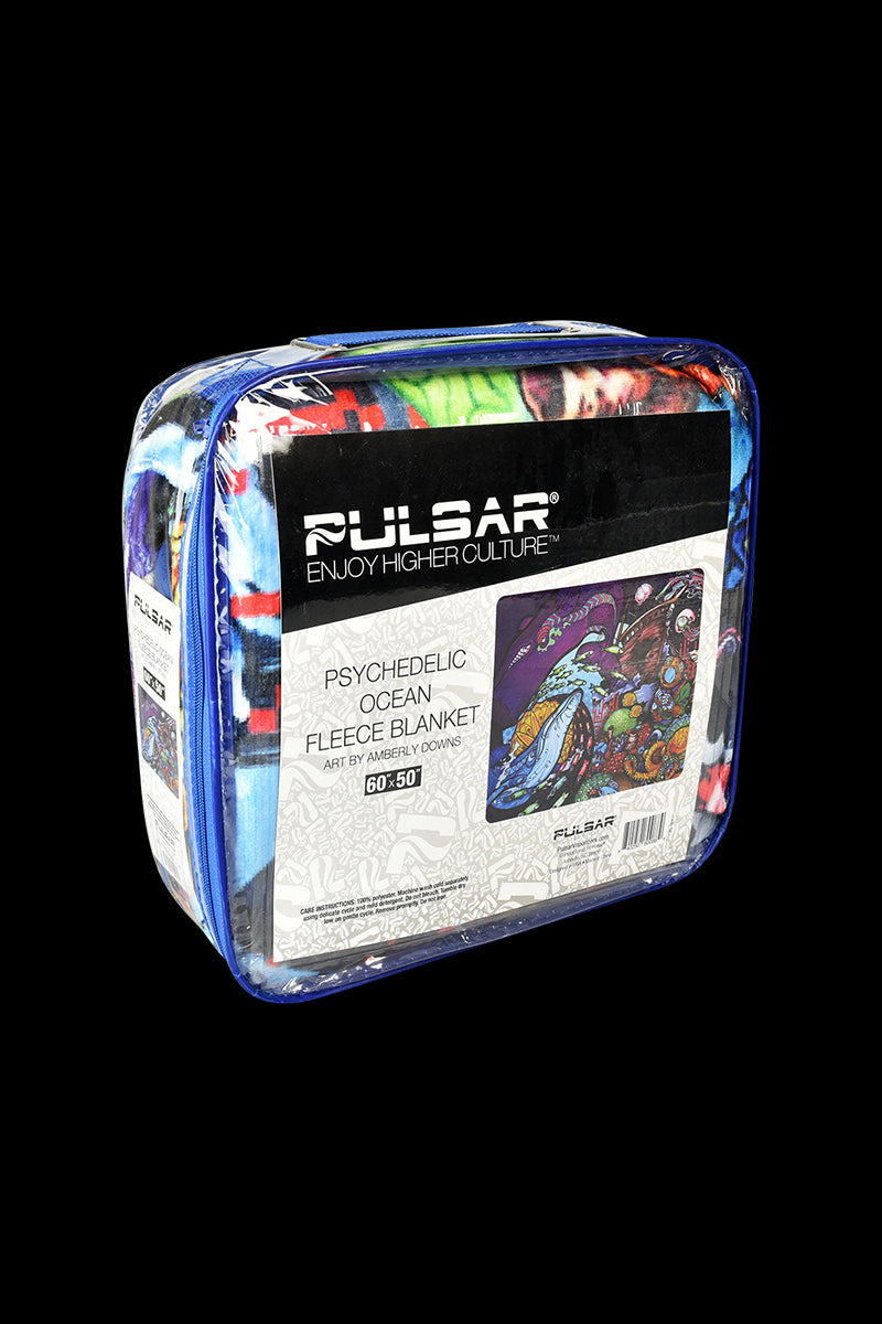Pulsar Fleece Throw Blanket - Psychedelic Ocean: A Colorful Delight