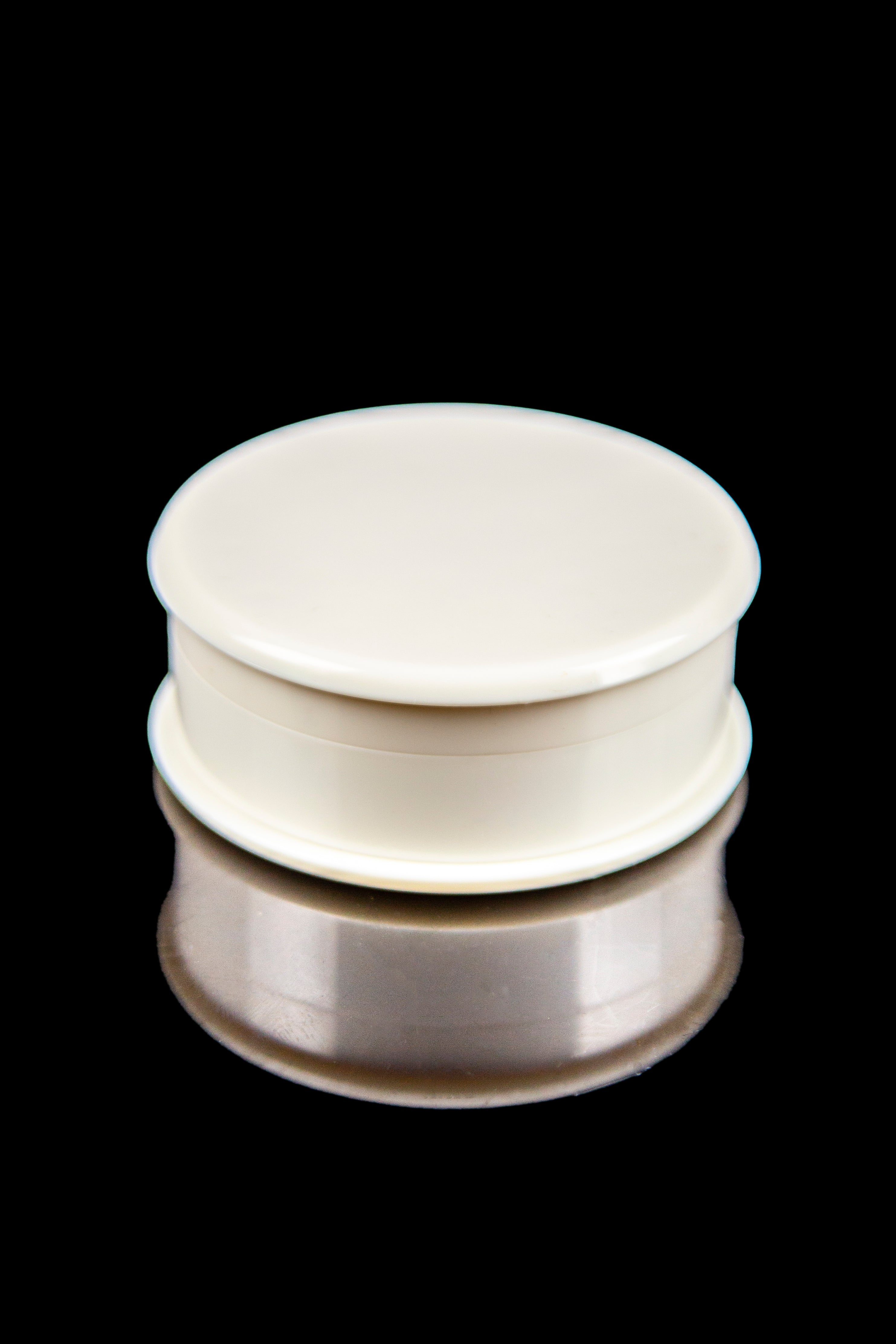 Cloud 8 - 3 Piece Plastic Grinder Set - 4 or 12 Pack: The Perfect Pocket Companion for Smokers!