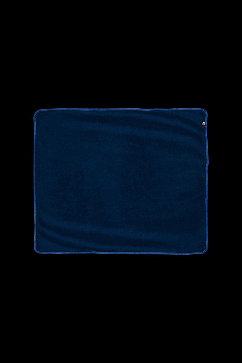 Pulsar Fleece Throw Blanket - Psychedelic Ocean: A Colorful Delight