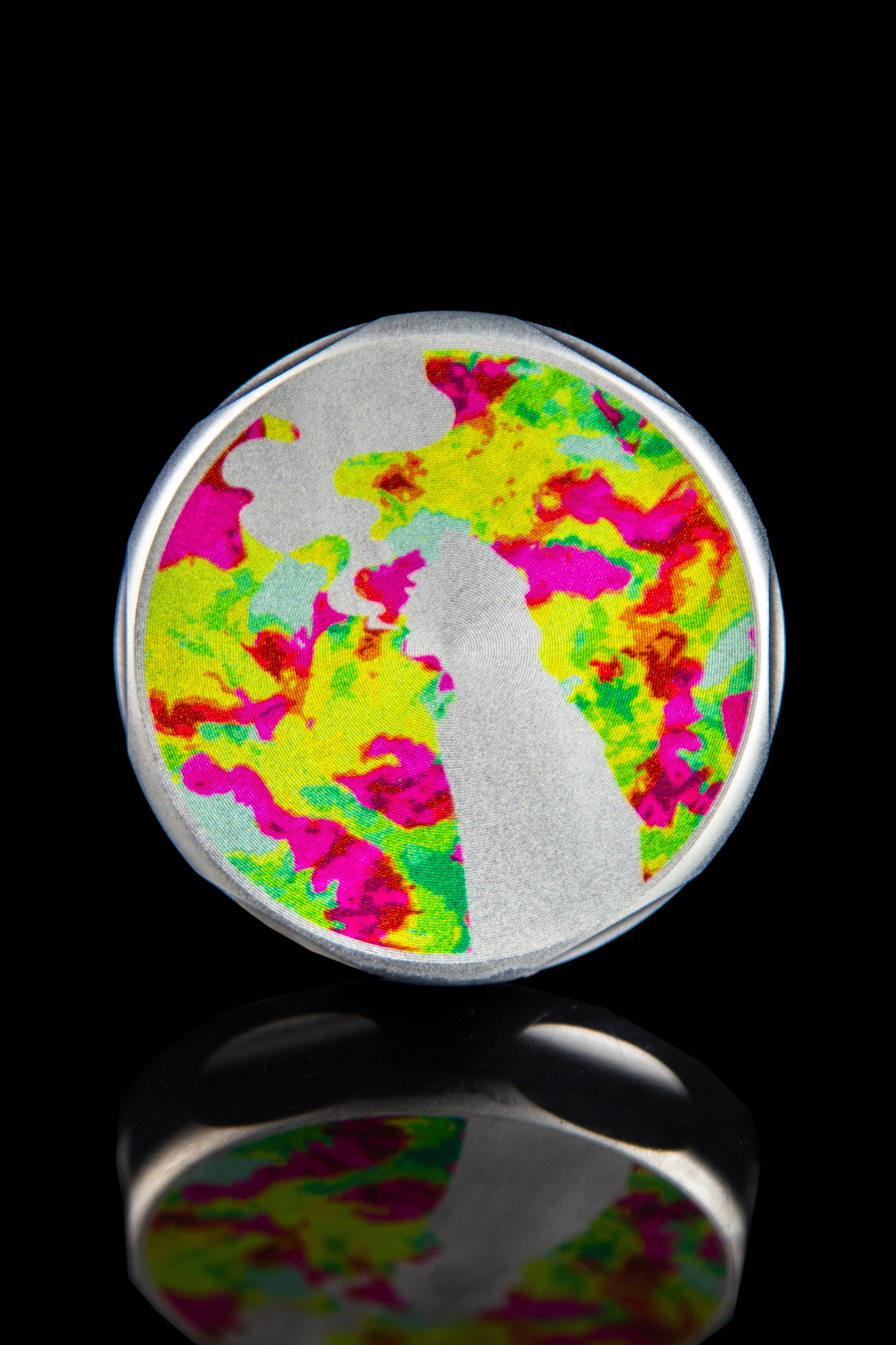 Beach Bum Moondog Magnetic Aluminum Grinder: The Ultimate Choice for Moondog Fans