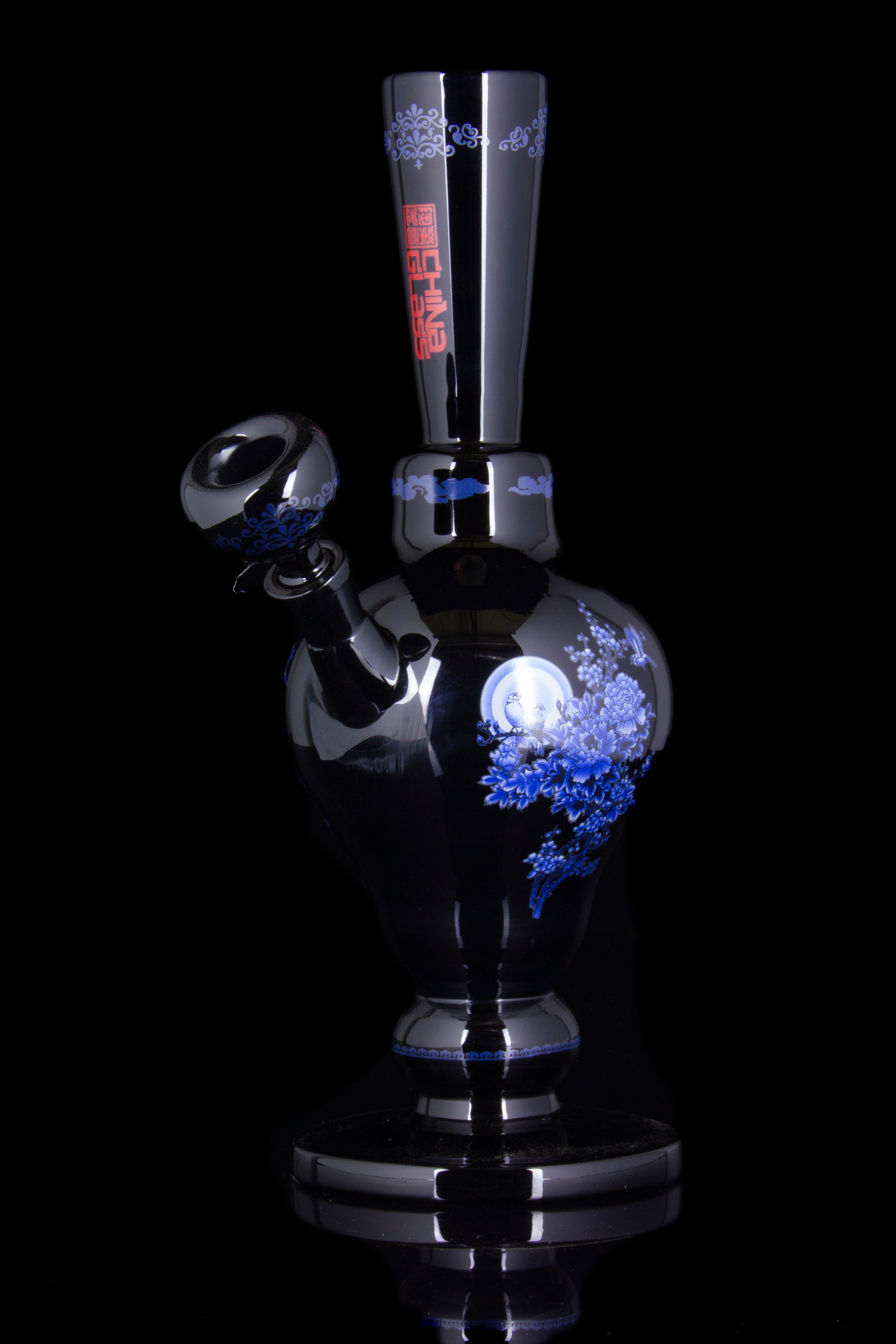 Stunning Ornate Chinese Vase Glass Bong from the Cao Cao Dynasty