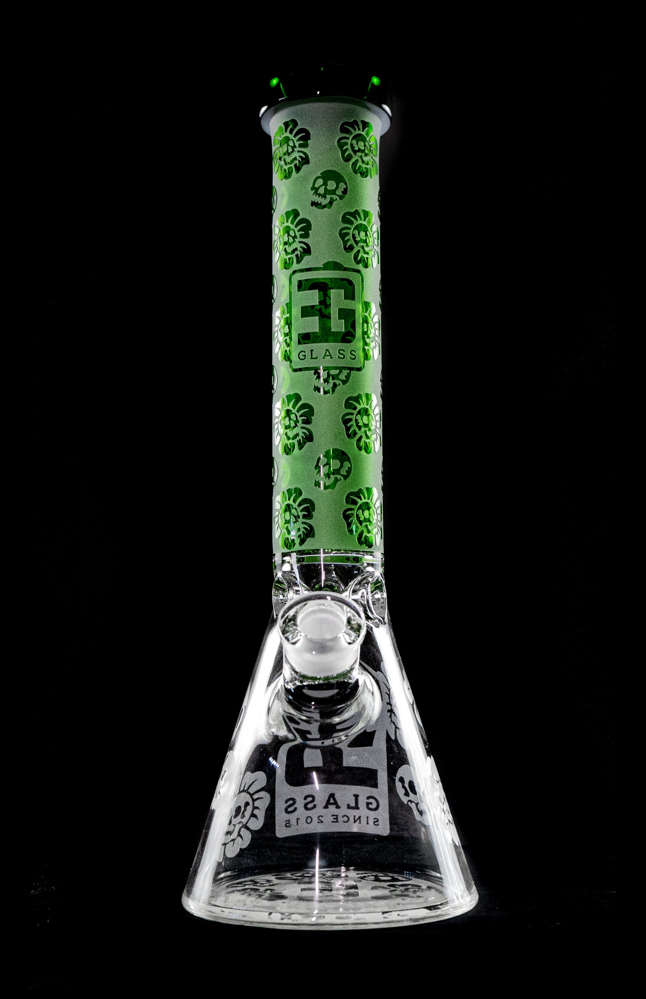EG Glass Stunning Skull Water Pipe