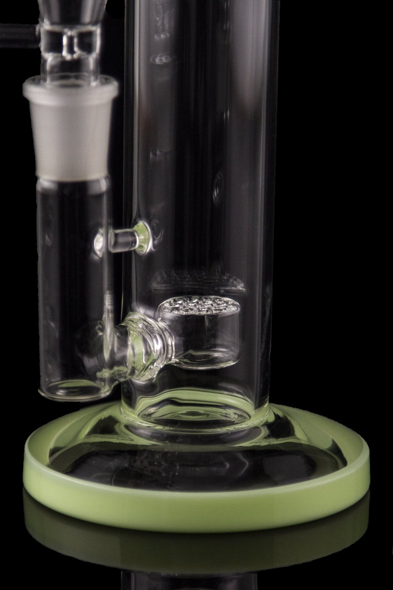 Calibear Tree of Life Straight Tube Water Pipe - A Timeless Smoking Companion