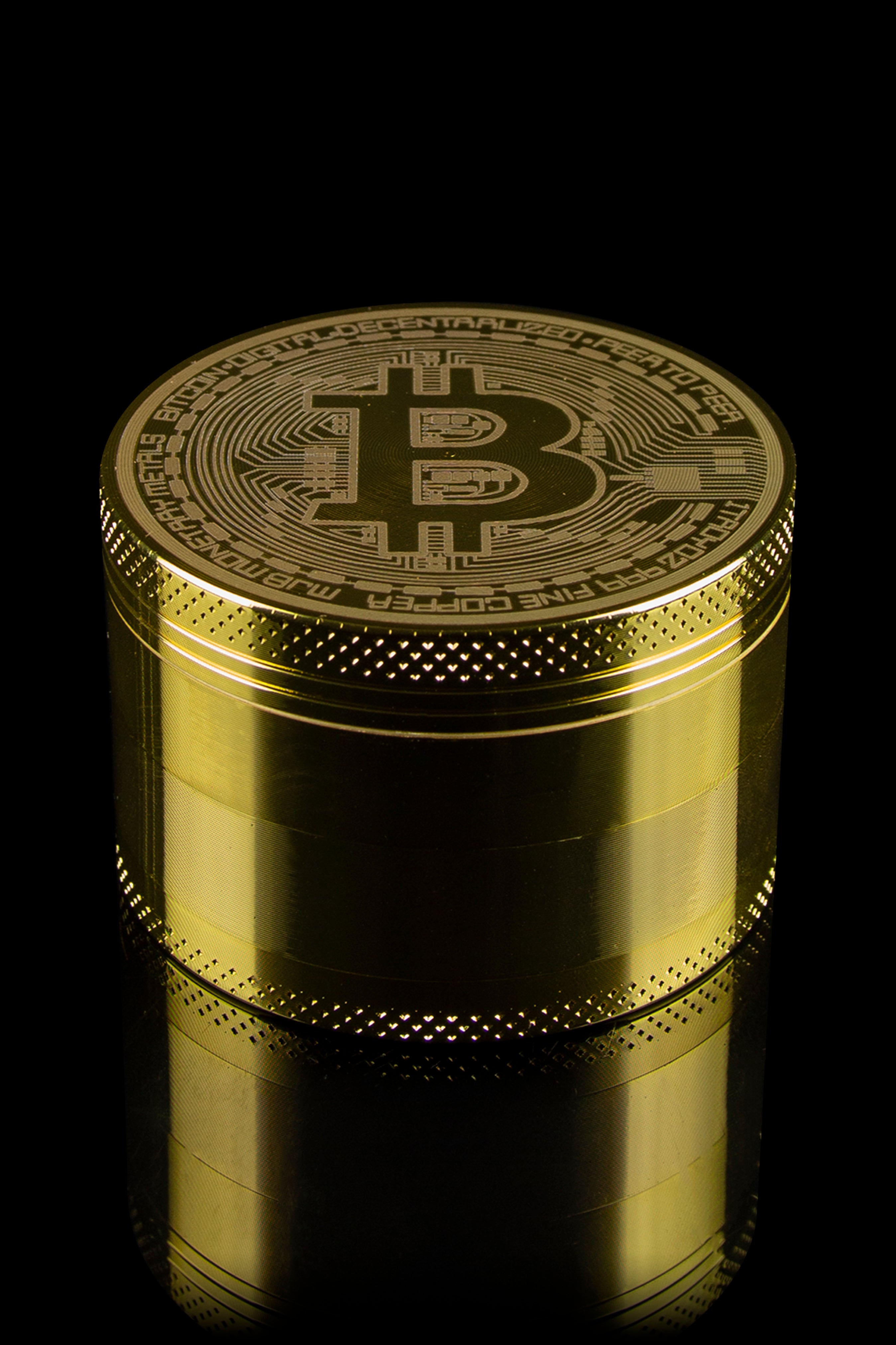 Cloud 8 Zinc Bitcoin Herb Grinder - Elevate Your Grinding Experience