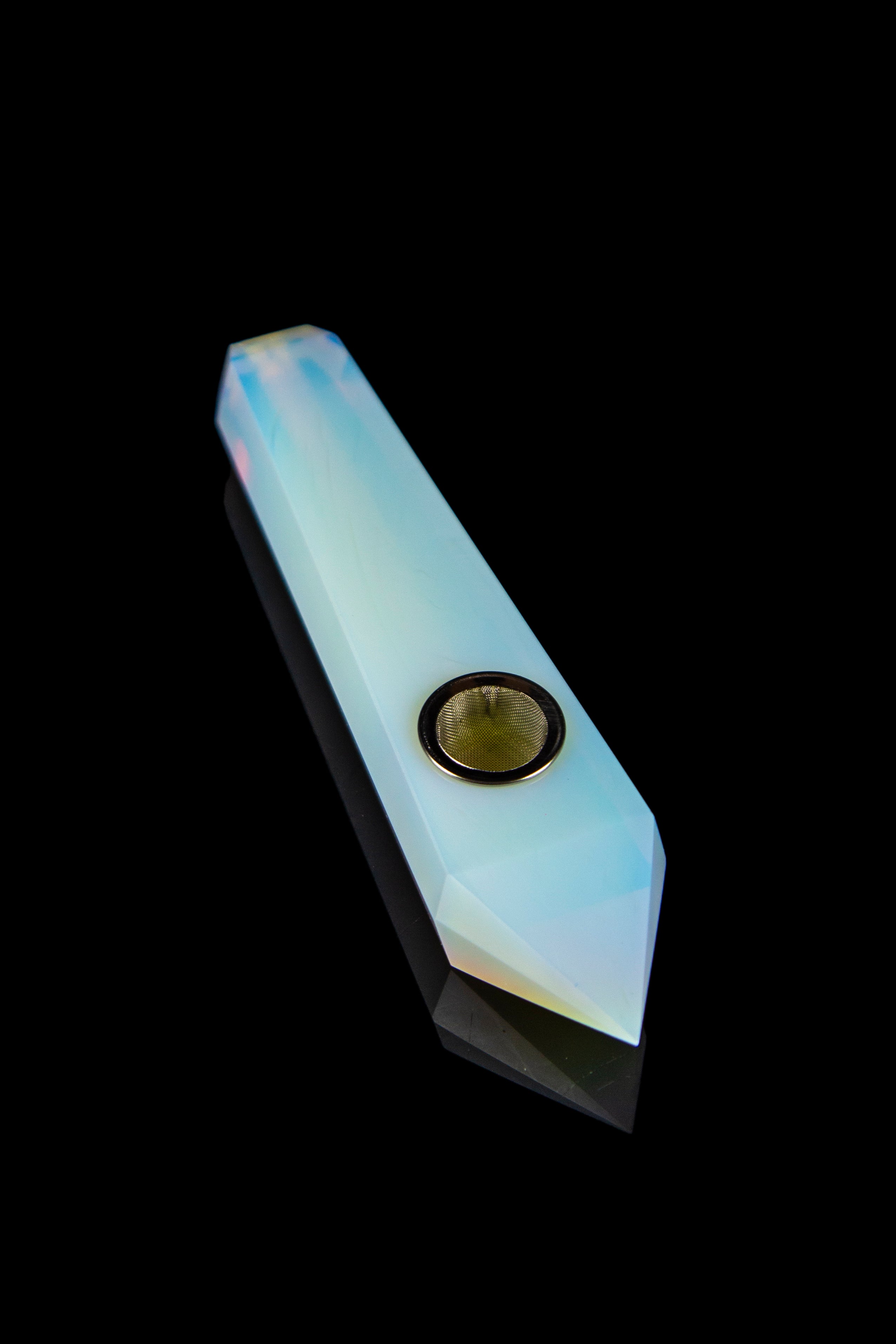Blunt Babe Trays Opalite Crystal Gemstone Hand Pipe - A Stunning Smoking Companion