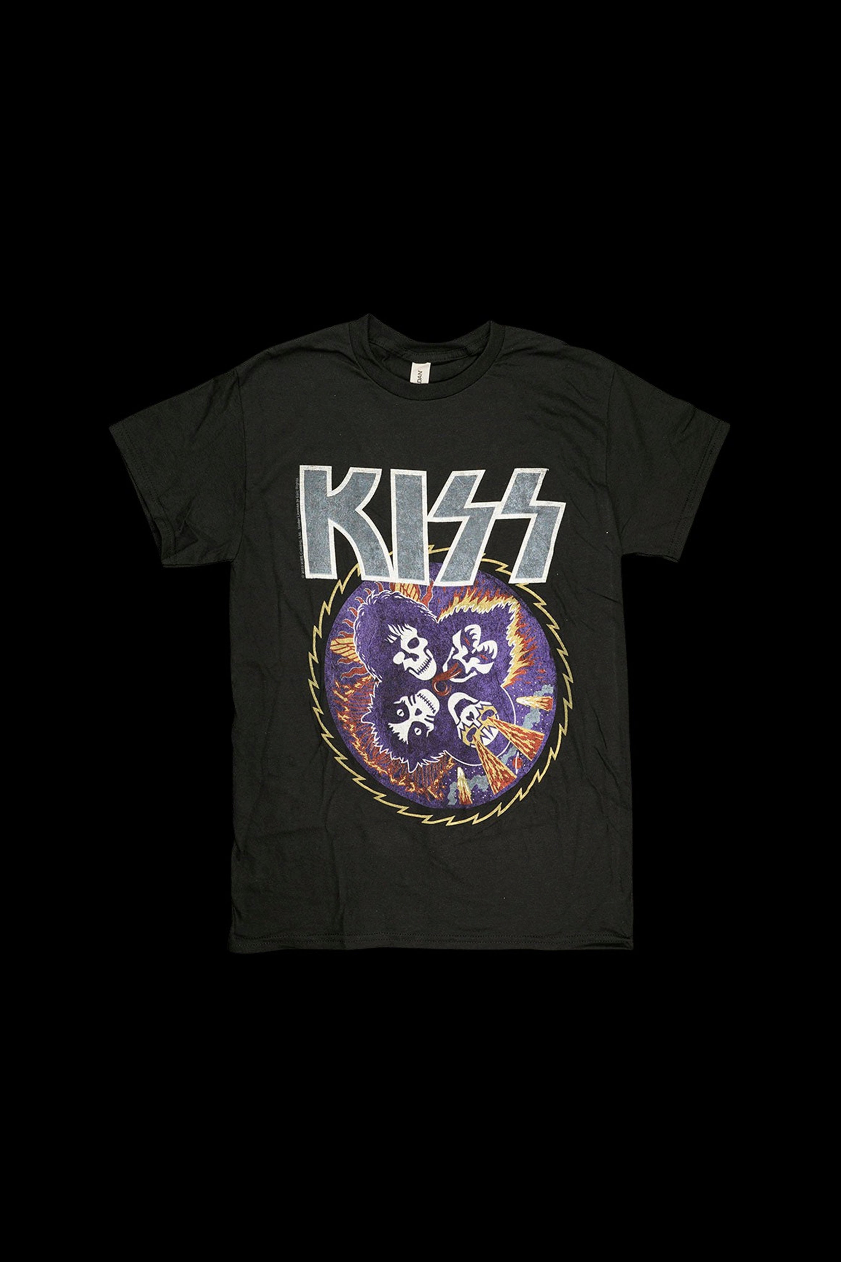Brisco Brands' Stunning Kiss Face T-Shirt