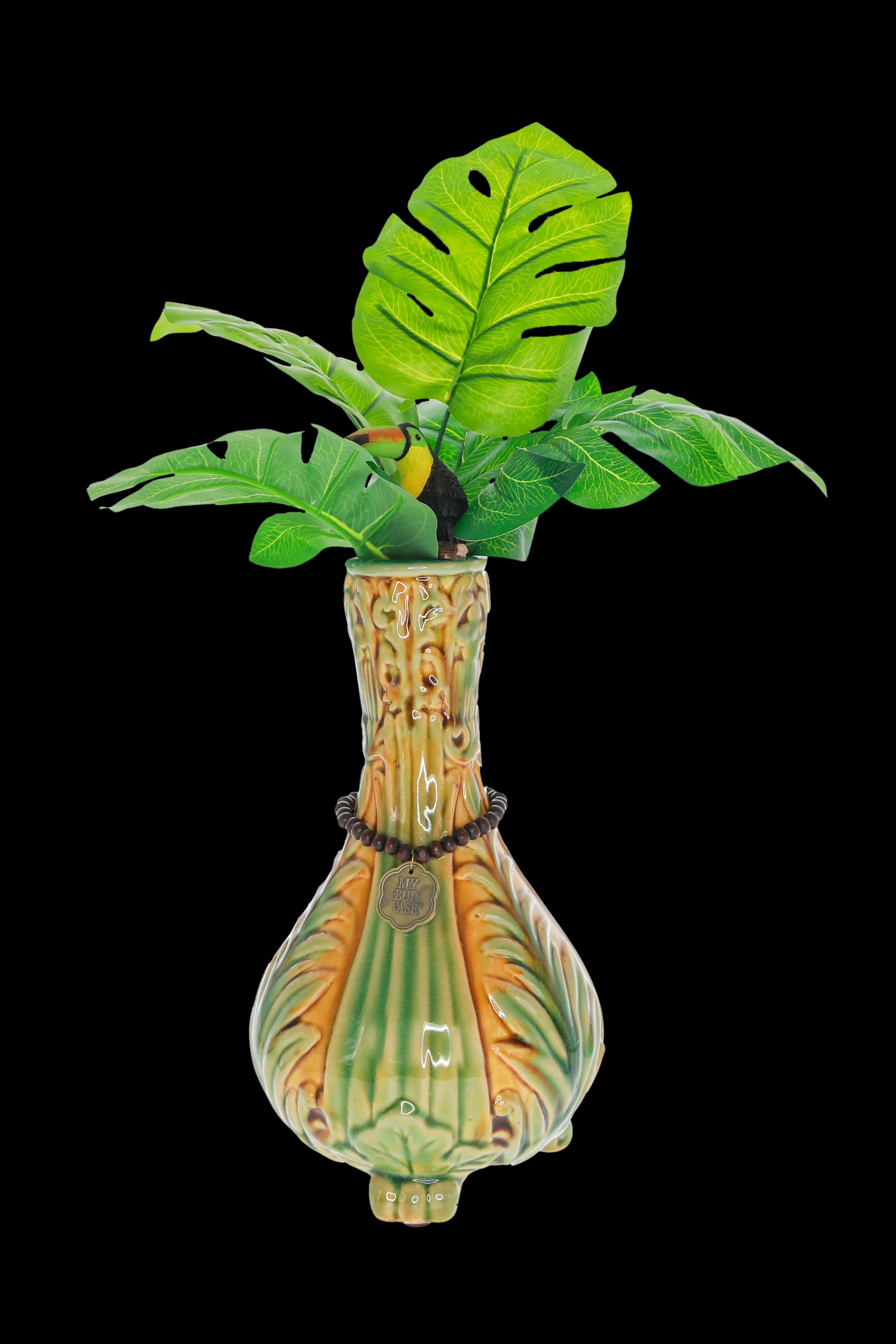 My Bud Vase TocaCabana Water Pipe - A Tropical Paradise