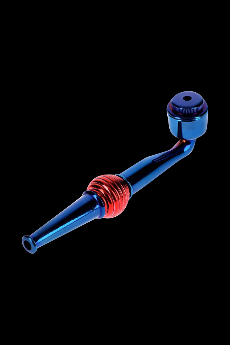 Grip-Friendly Metal Hand Pipe: A Simple Smoking Essential