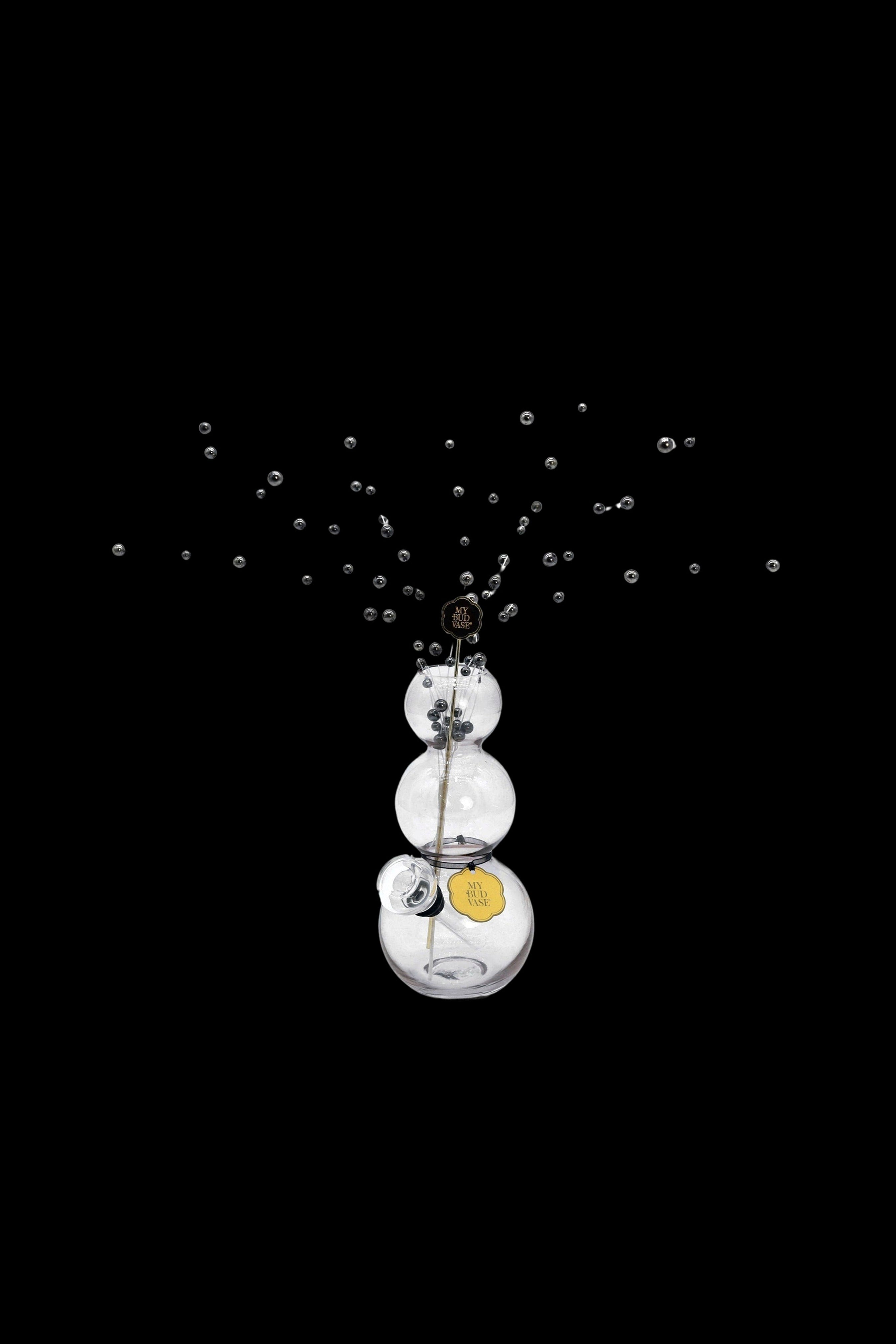 My Bud Vase - Bubbles Signature Vase Bong: A Magical Smoking Companion