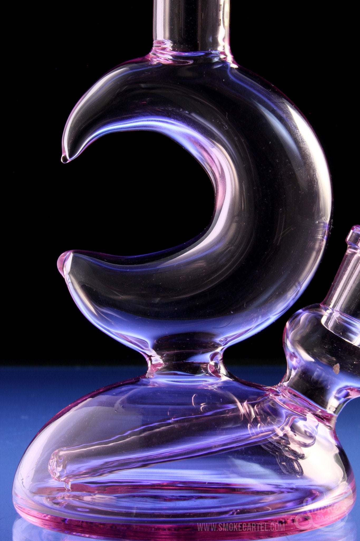 BoroTech Glass Mani Crescent Mini Rig - Perfect for On-the-Go!
