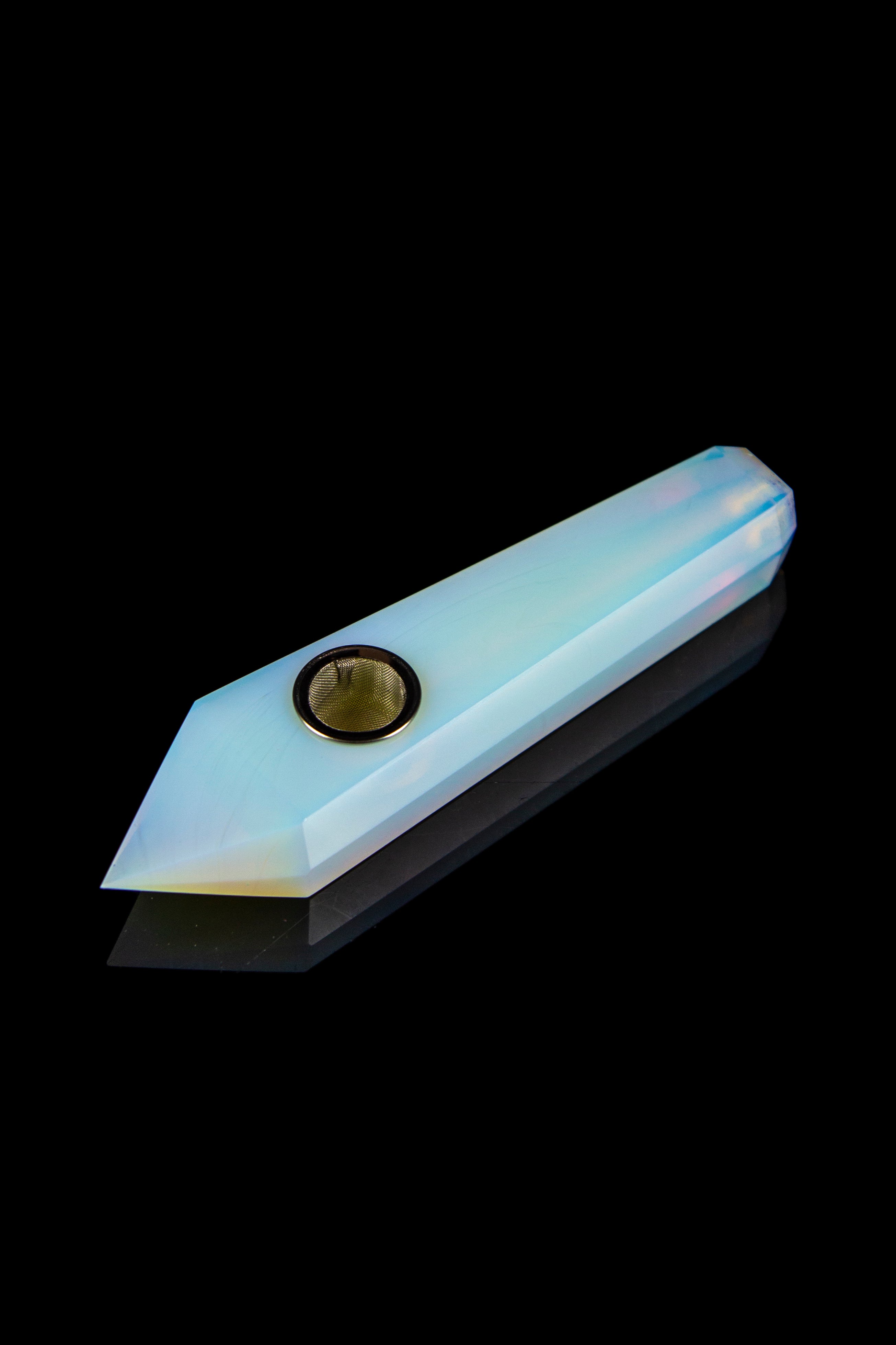 Blunt Babe Trays Opalite Crystal Gemstone Hand Pipe - A Stunning Smoking Companion