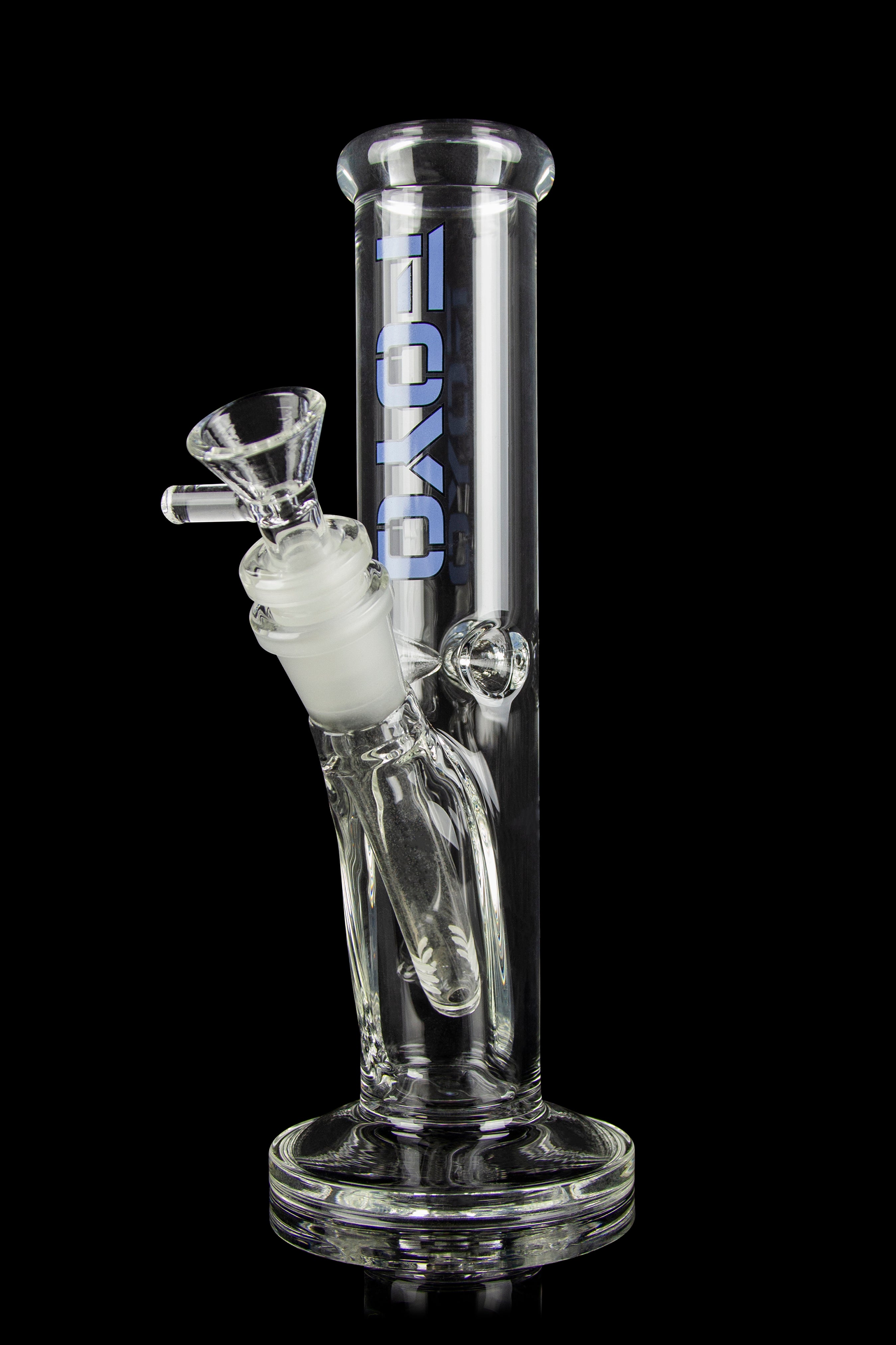 Foyo Shortstack 8-Inch Straight Tube Water Pipe: Your Ideal Bong for Smooth Hits