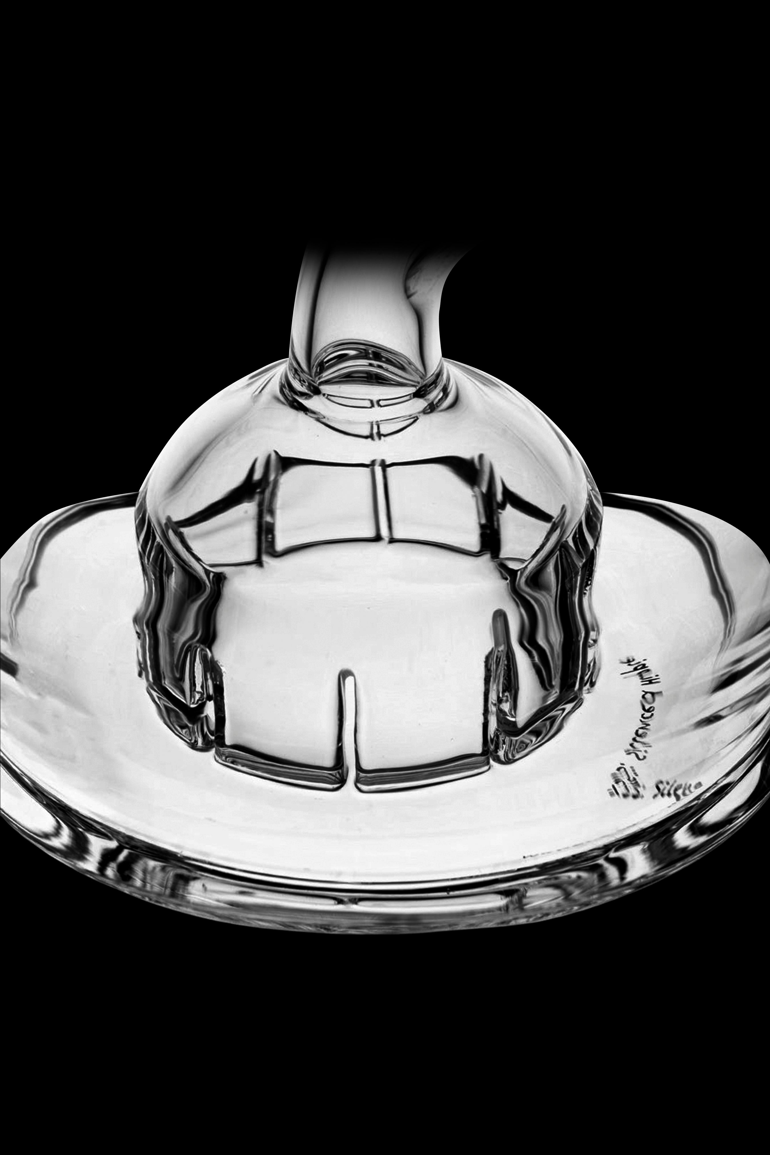 MJ Arsenal Plasma Core Dab Rig - A Revolutionary Dabbing Masterpiece