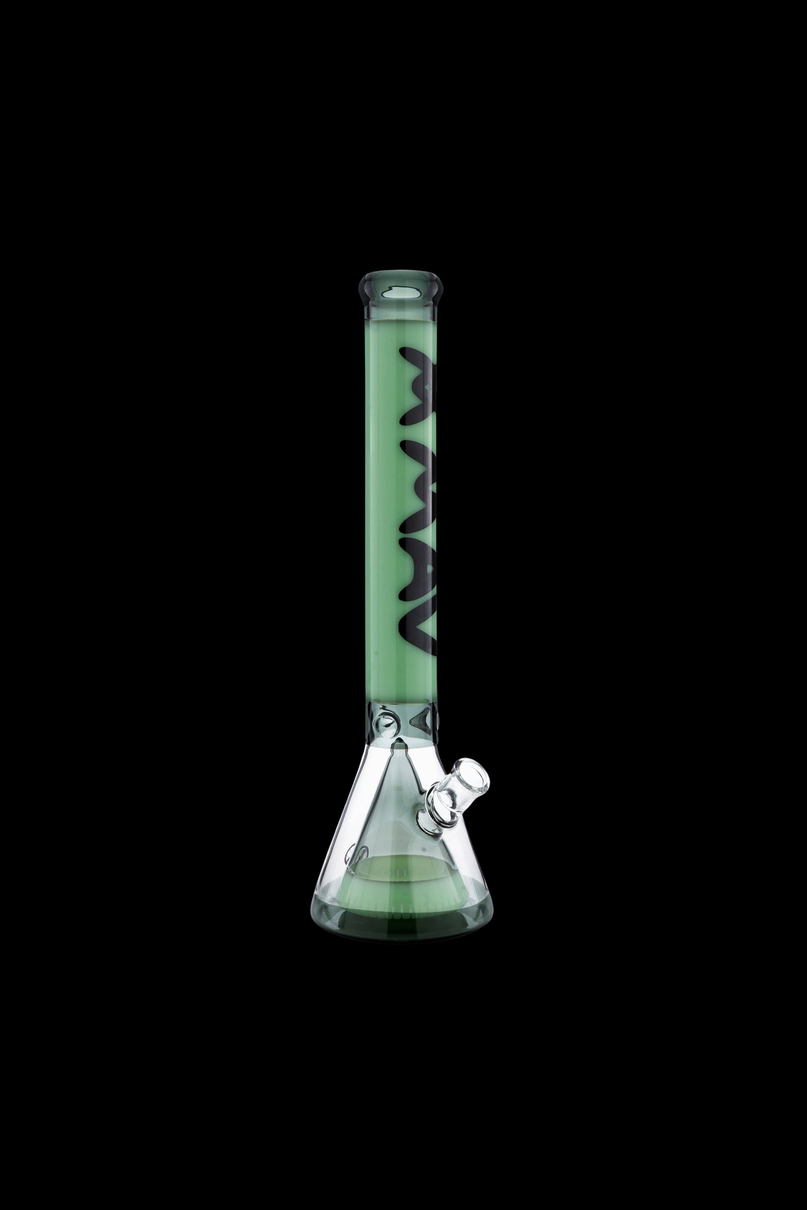 MAV Glass Manhattan Pyramid Beaker: A West Coast Smoking Marvel