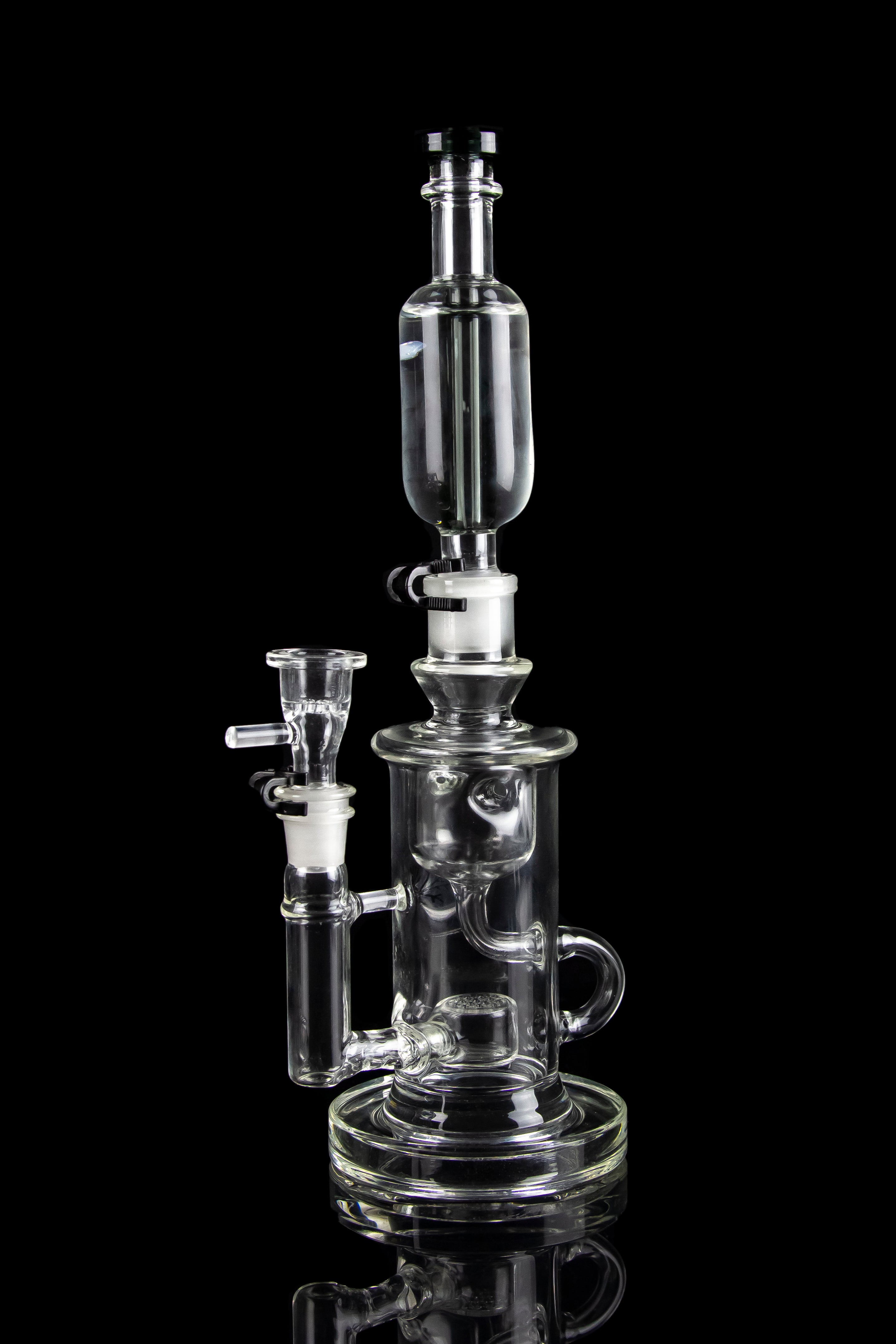 Freeze Pipe Klein Recycler: The Ultimate Smoking Companion