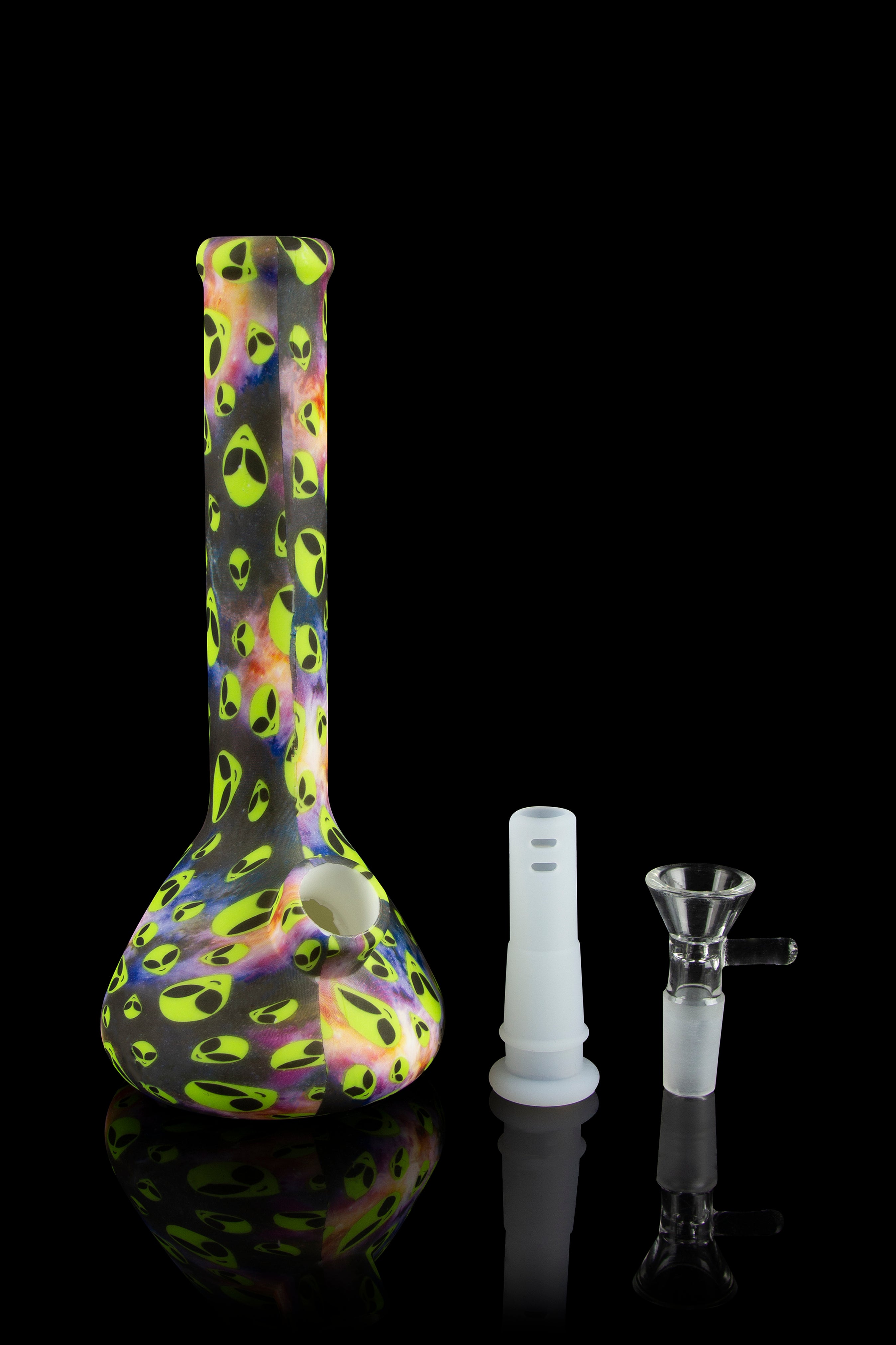 BONGS USA Alien-Inspired Silicone Bong - Out-of-This-World Smoking Experience!