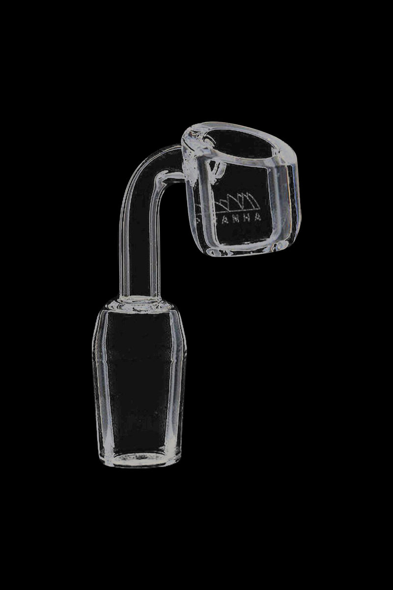 Piranha's Sturdy 4mm Thick Quartz Banger Nail - A Must-Have!