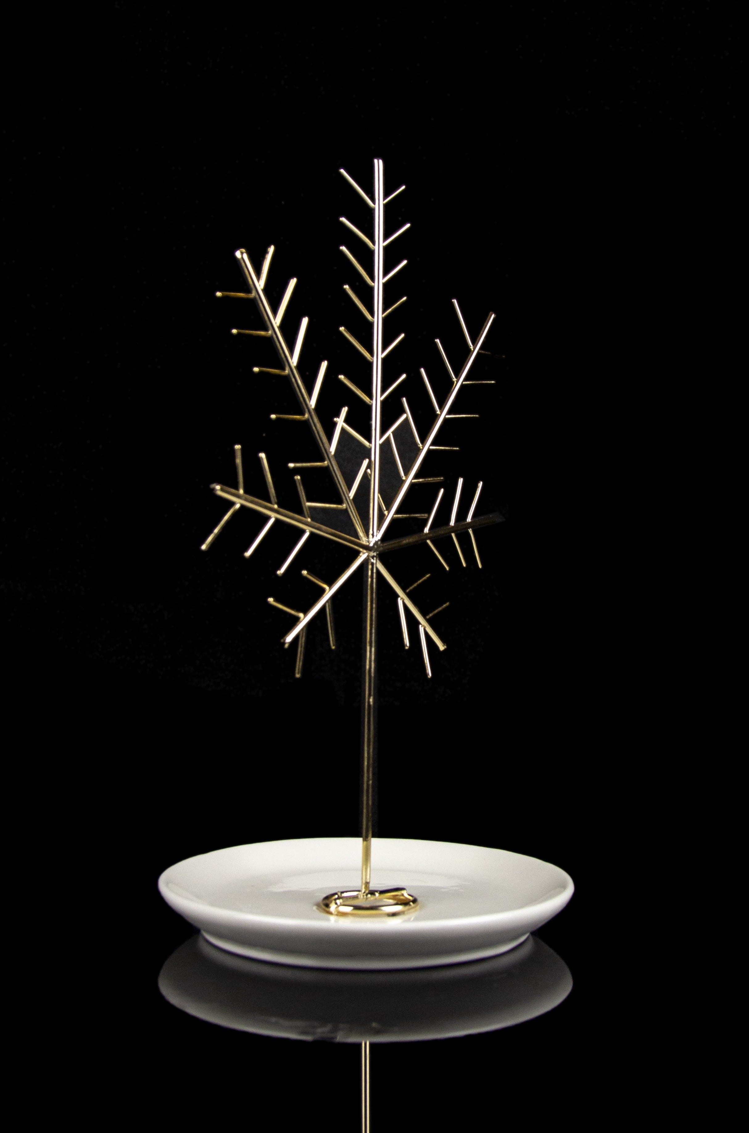 My Bud Vase Stunning Cannabis Leaf Jewelry Tree