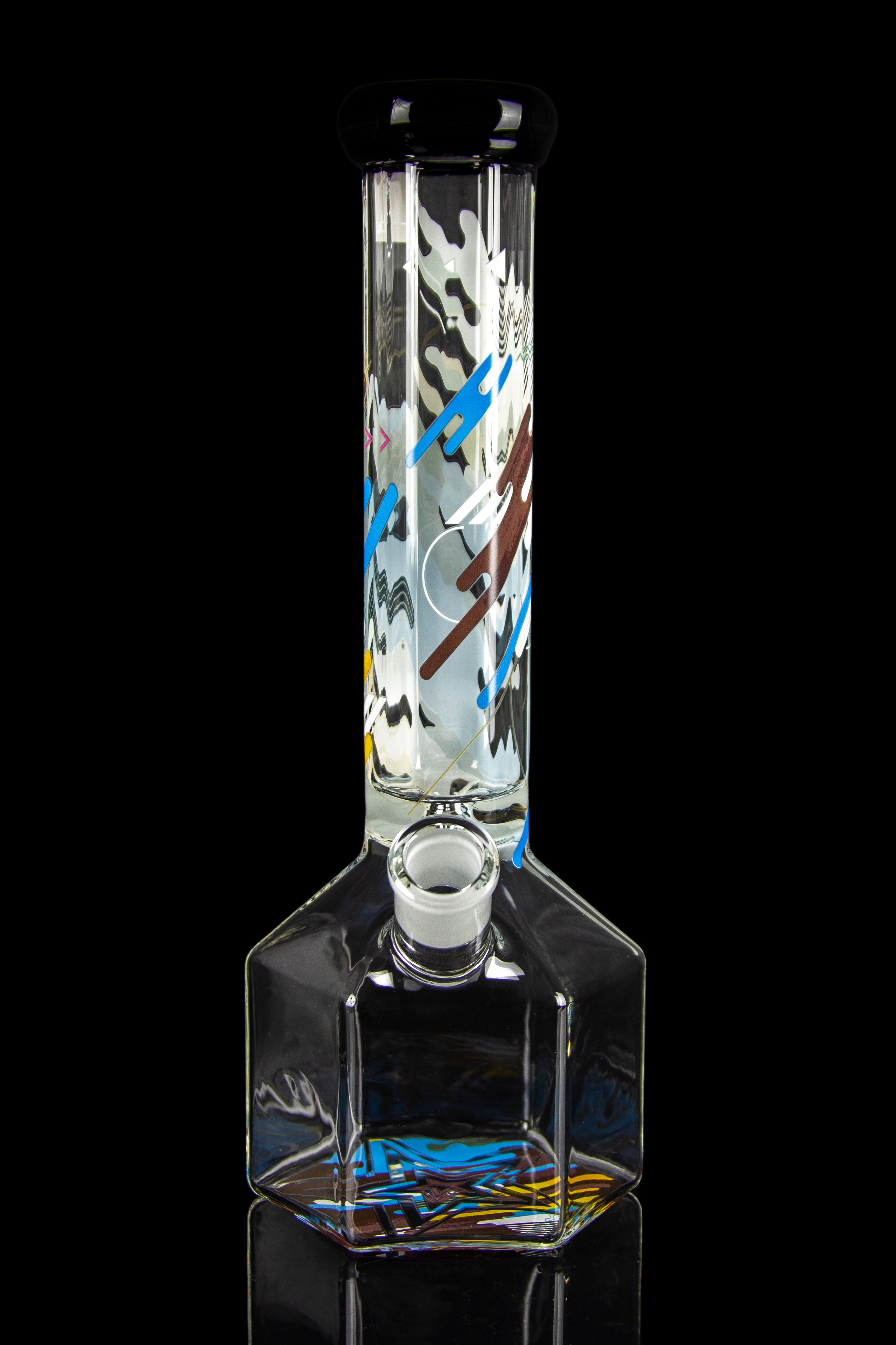 Famous Brandz Futuristic Octagon Water Pipe