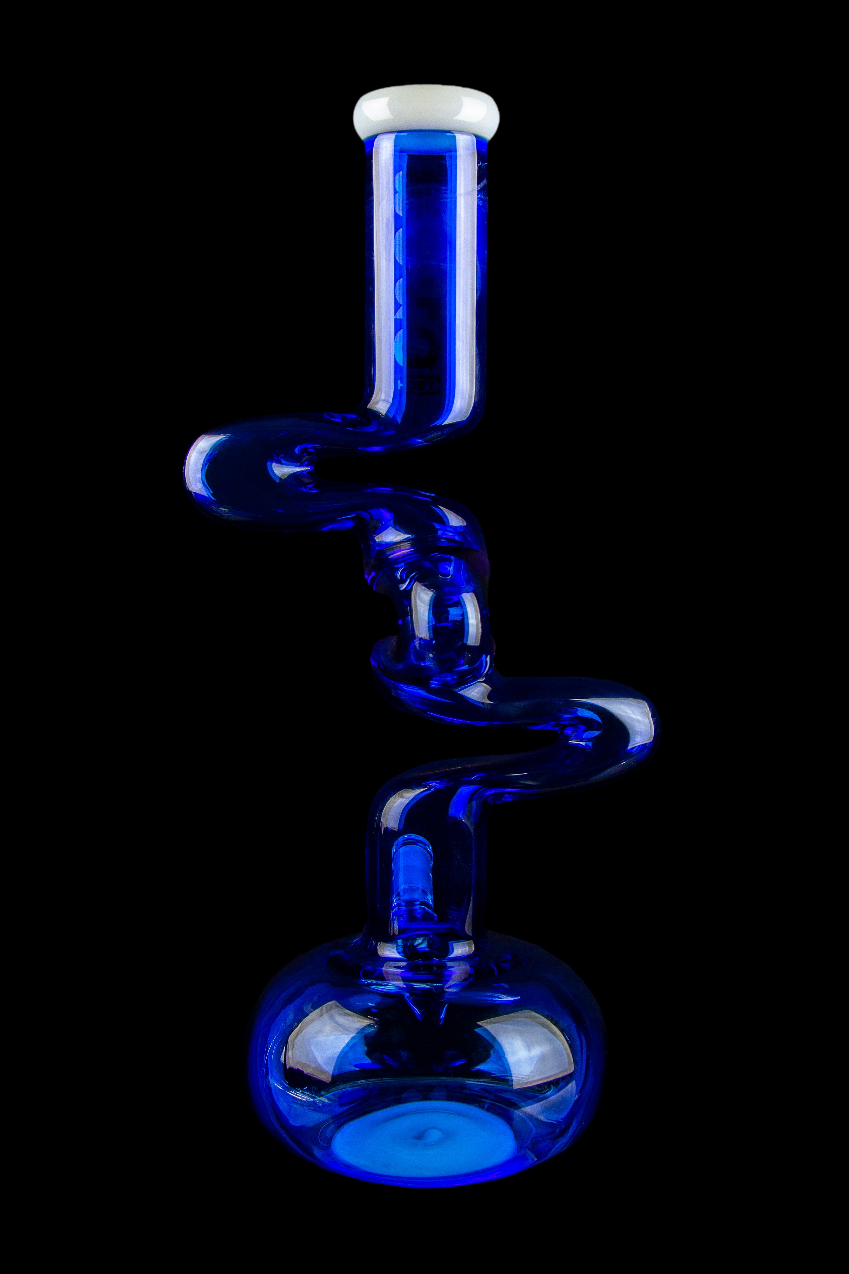 BoroTech Stunning Round Bottom Zong Bong - A Must - Have Smoking Device