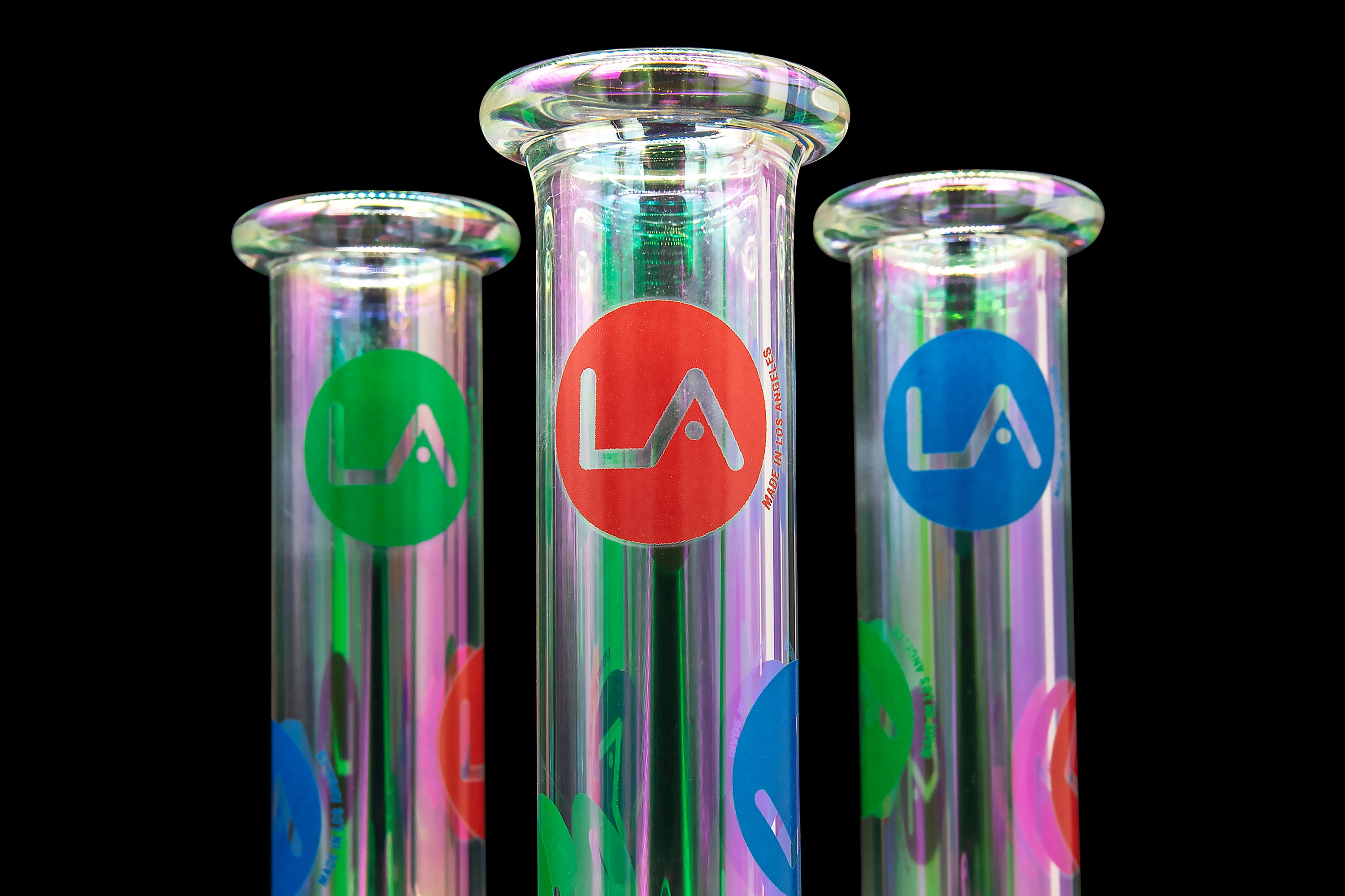 LA Pipes Limited Edition 8-Piece Iridescent Disco Beaker Set: A Groovy Retro Delight