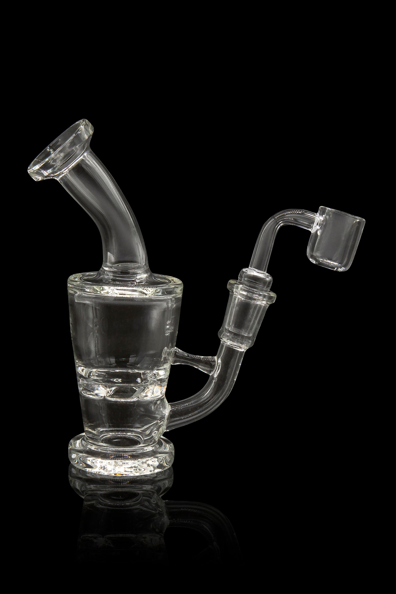 The Eye of the Storm: Heavy Glass Turbine Oil Rig - Your Ultimate Solo Travel Companion