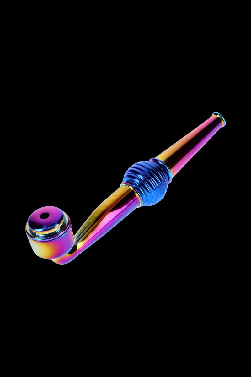 Grip-Friendly Metal Hand Pipe: A Simple Smoking Essential