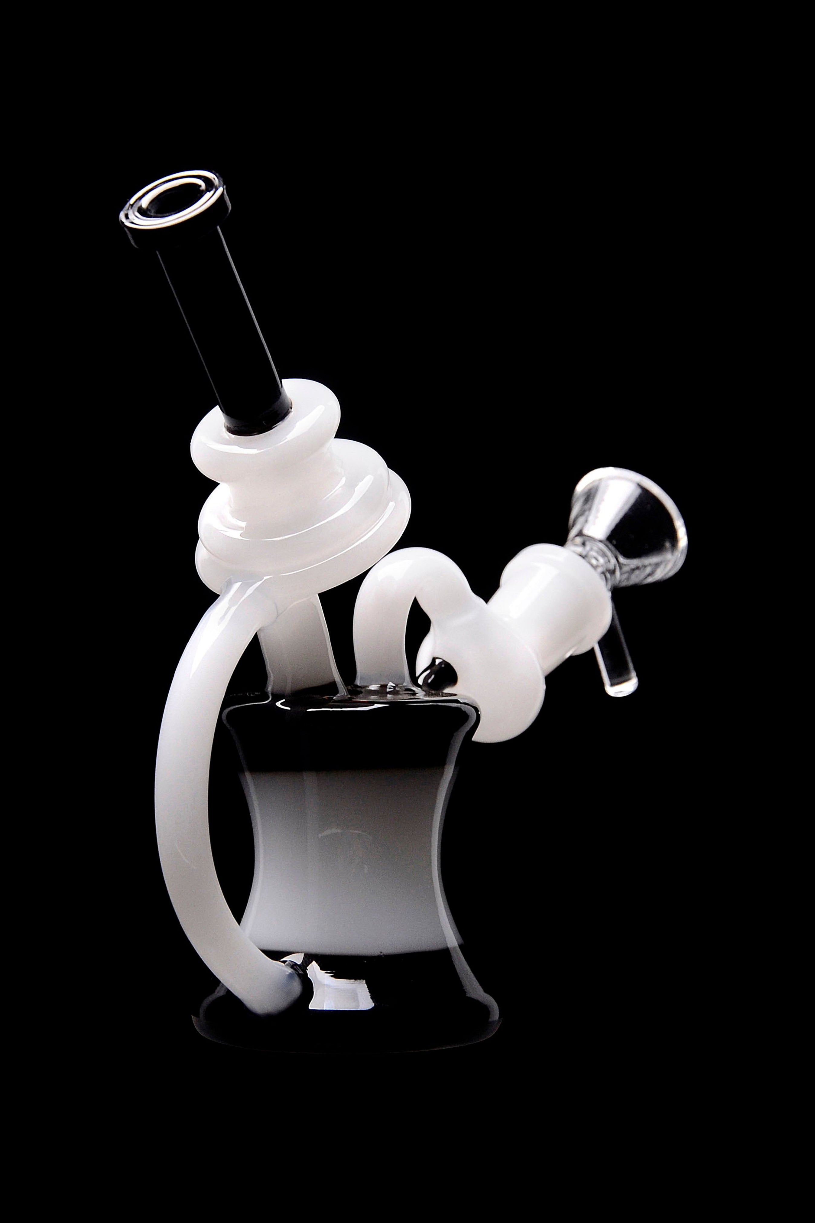 BoroTech Microscope Bong: A Stylish Smoking Essential