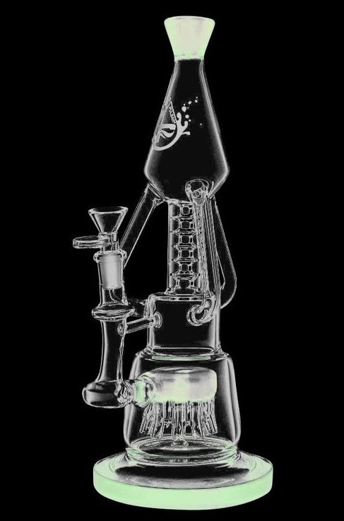 Exquisite Alien Spaceship Water Pipe - A Must - Have!