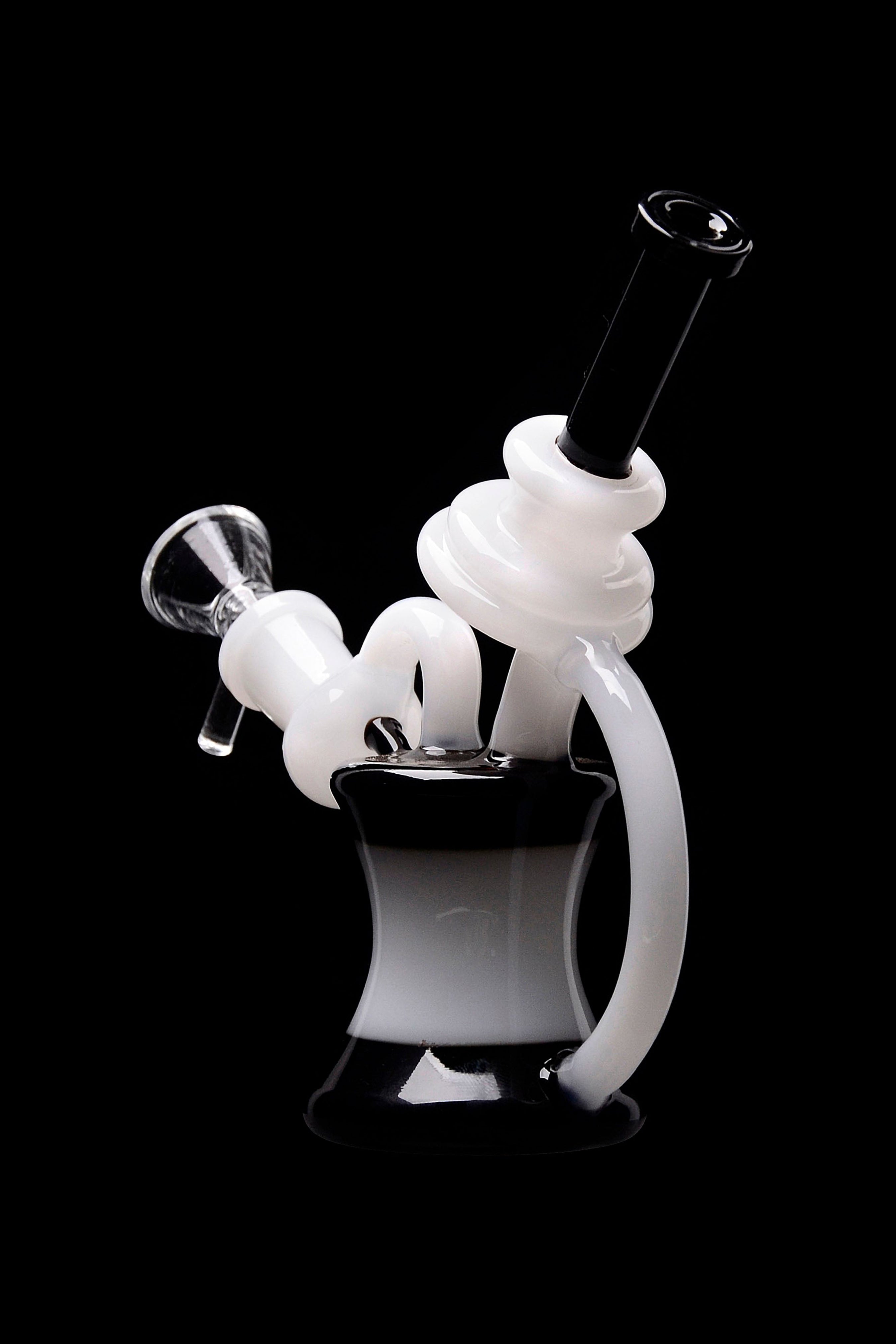 BoroTech Microscope Bong: A Stylish Smoking Essential