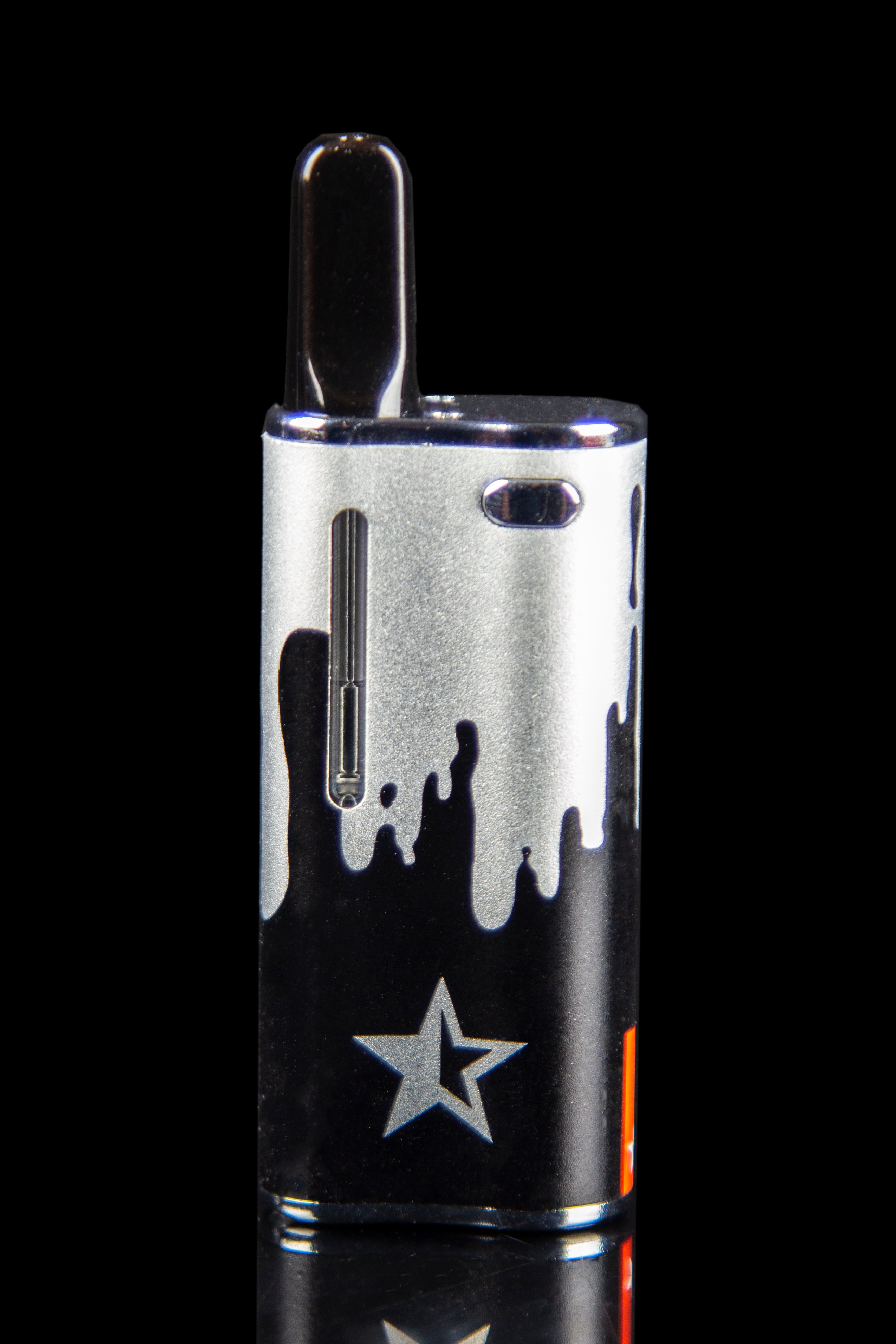 Famous Brandz Surrender Cartridge Vape - The Ultimate On - the - Go Vaping Device