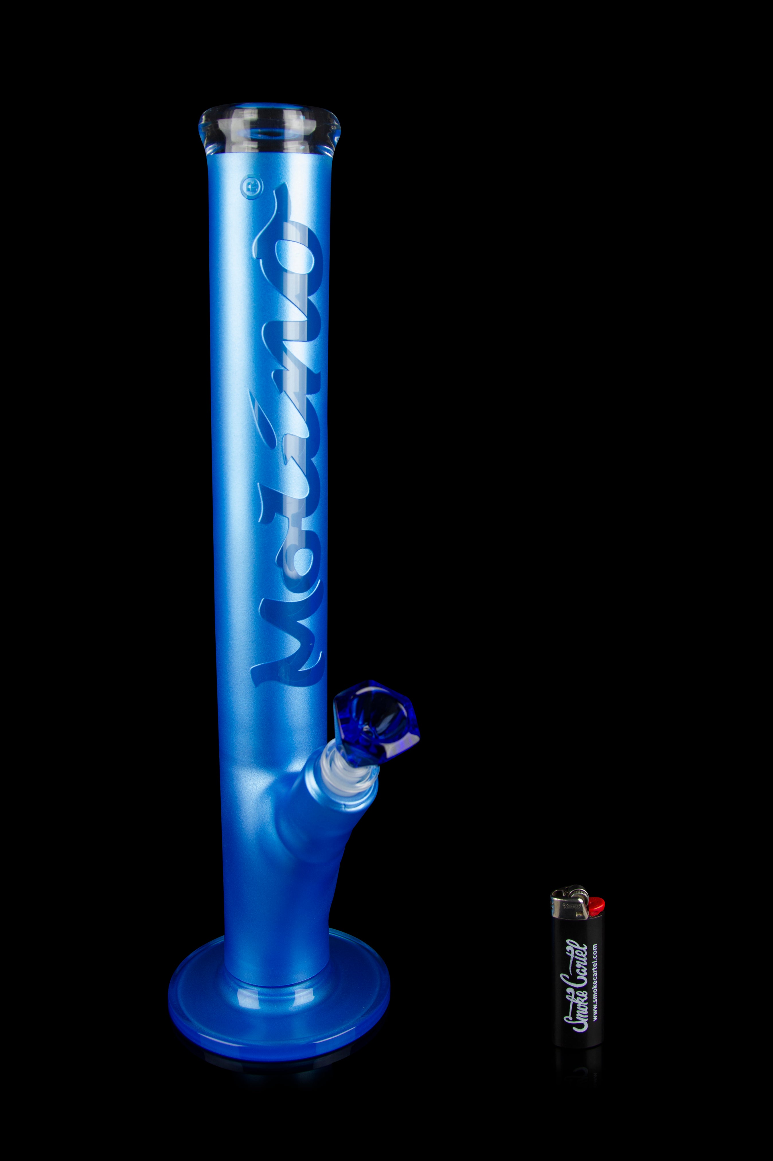 Molino Glass Blue Dream Bong - A Stunning Smoking Companion