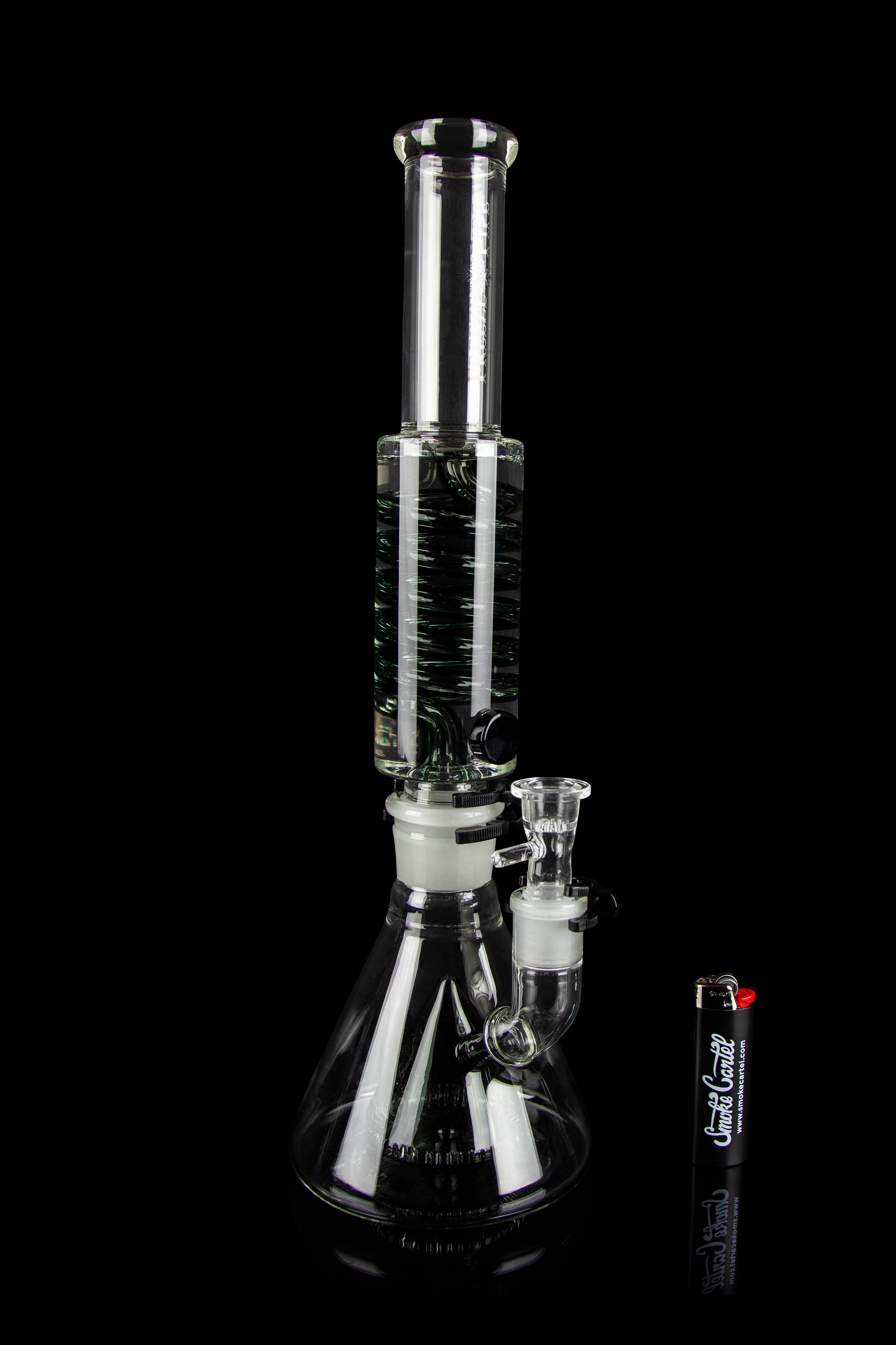Freeze Pipe's Ultimate XL Bong - Chilly Hits Guaranteed!