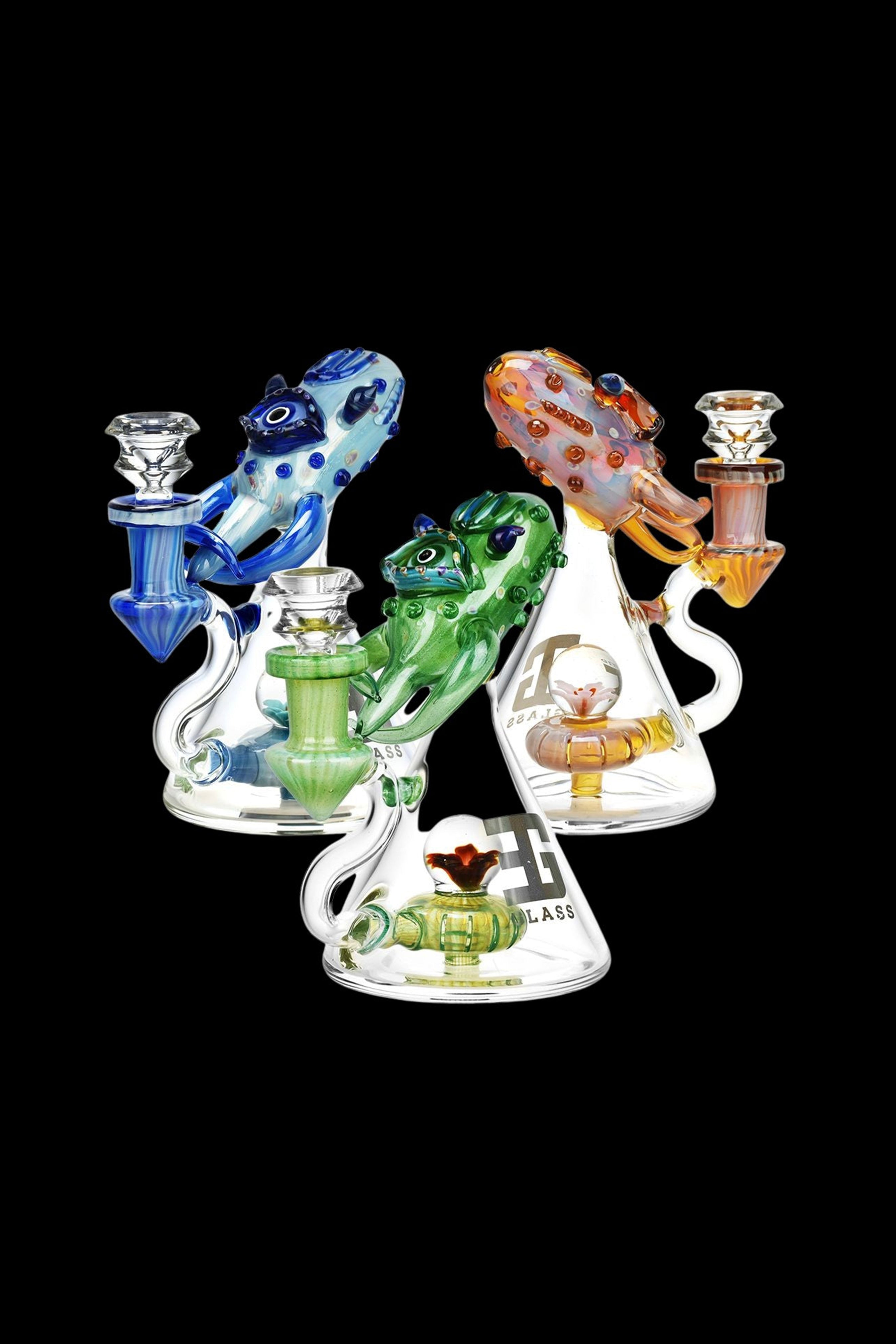 EG Glass Squid-Inspired Glass Water Pipe: A Novelty Smoking Essential