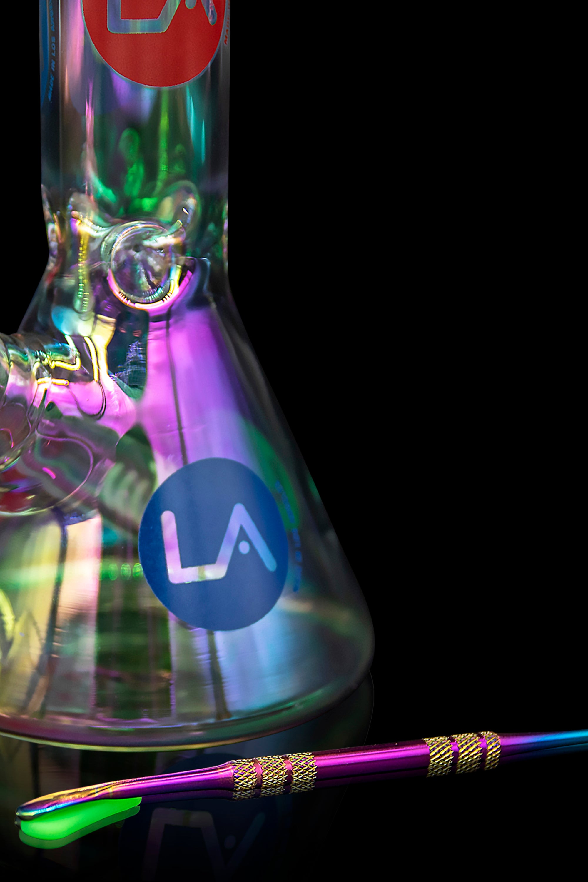LA Pipes Limited Edition 8-Piece Iridescent Disco Beaker Set: A Groovy Retro Delight
