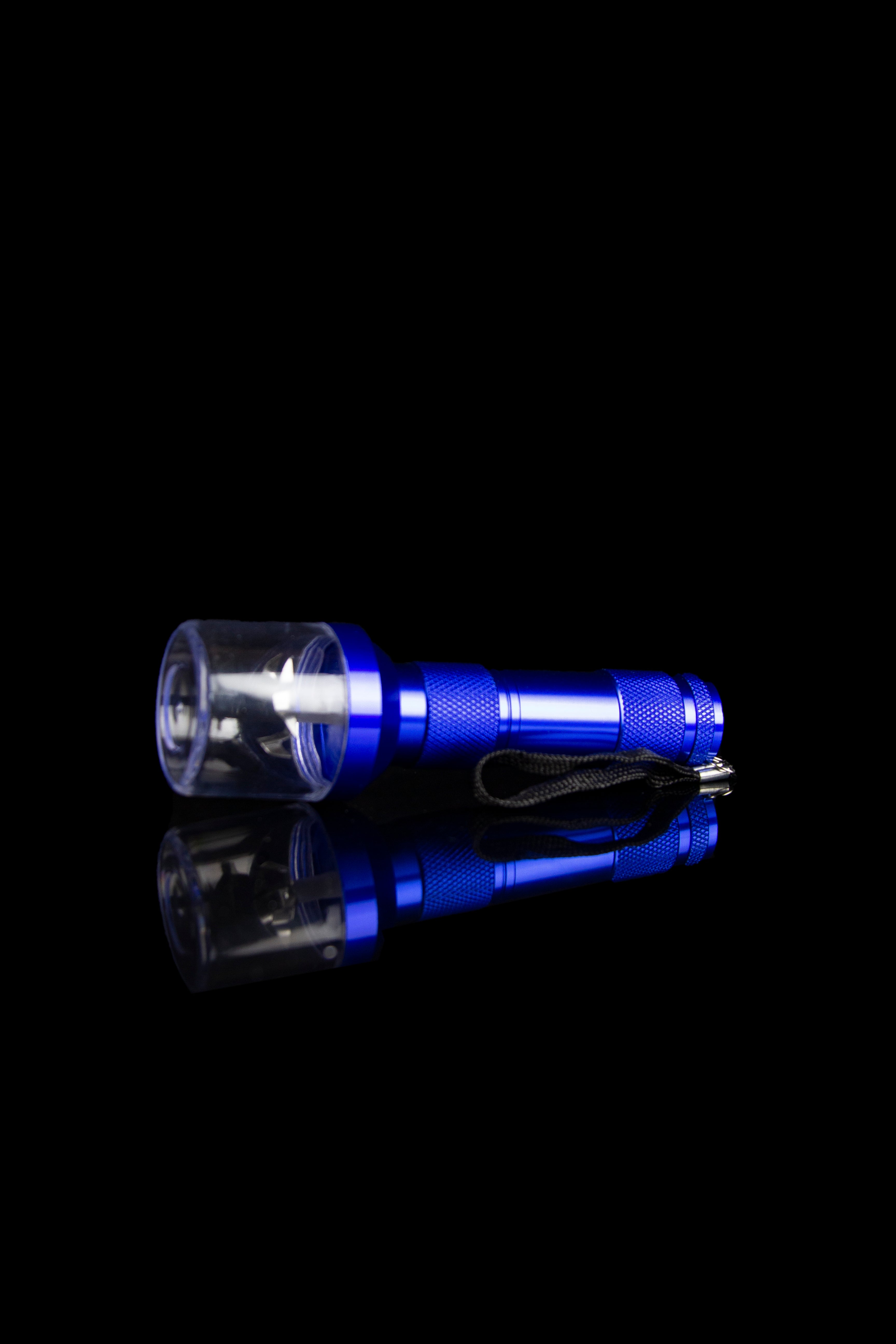Cloud 8 Powerhouse Battery Grinder: The Ultimate Herb Grinding Solution