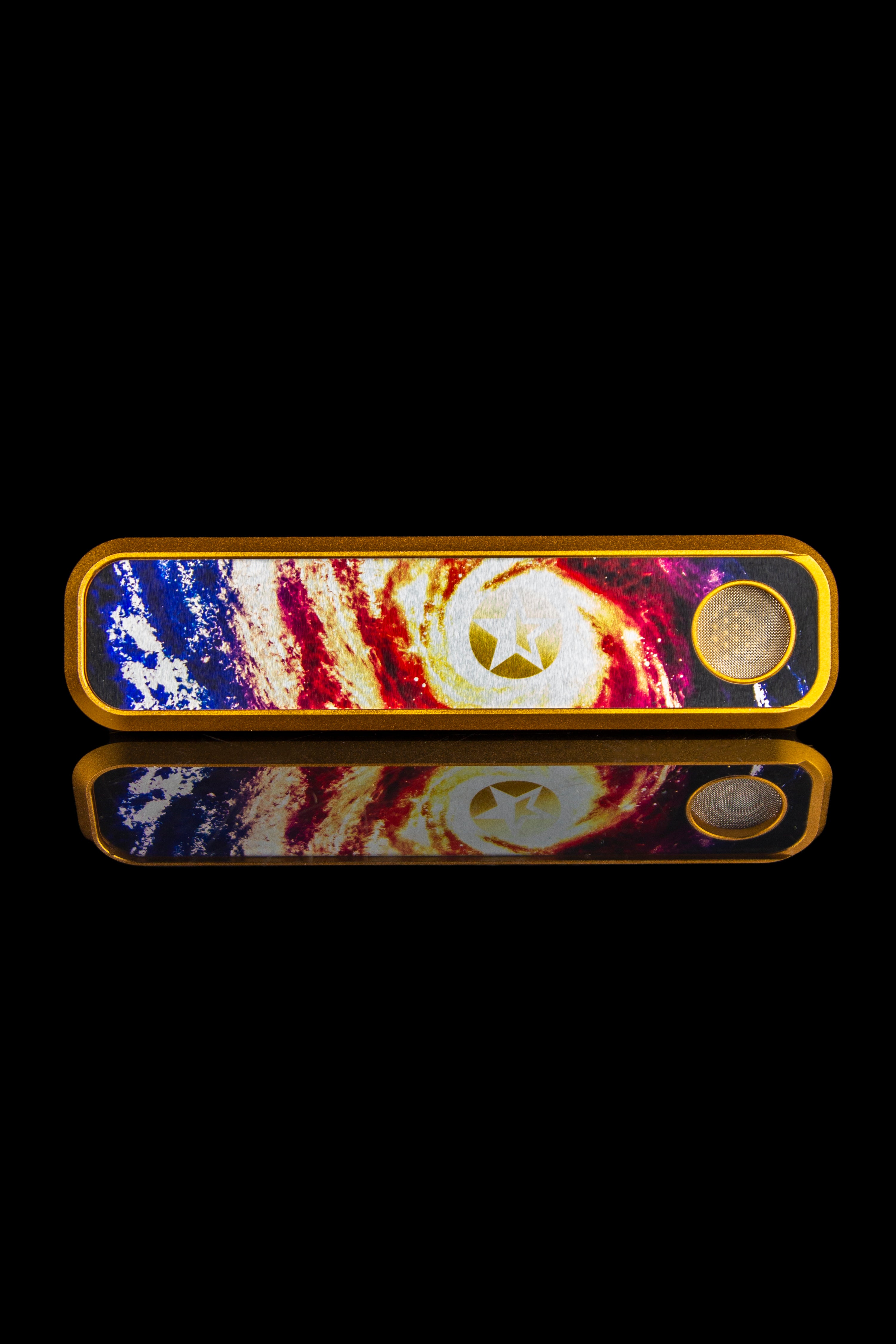 Famous Brandz x Genius Pipe Limited Edition: Out-of-this-World Smoking Experience