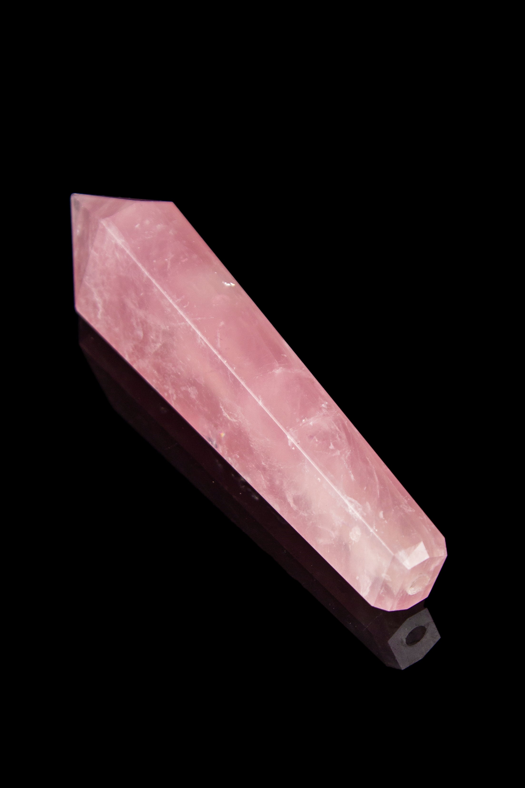 Blunt Babe Trays Rose Quartz Gemstone Hand Pipe - A Stunning Smoking Companion
