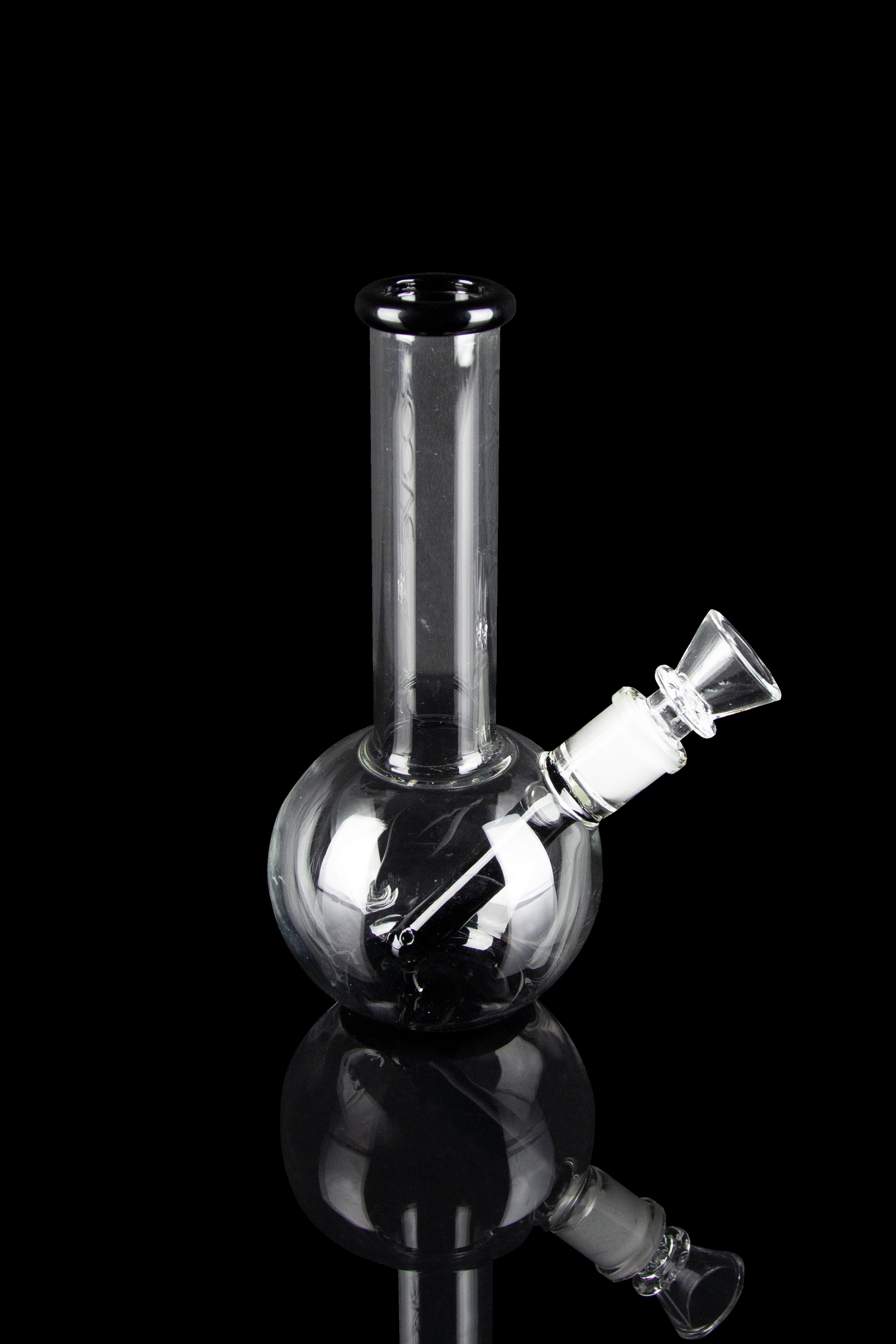 Groove's Stunning Round Water Pipe