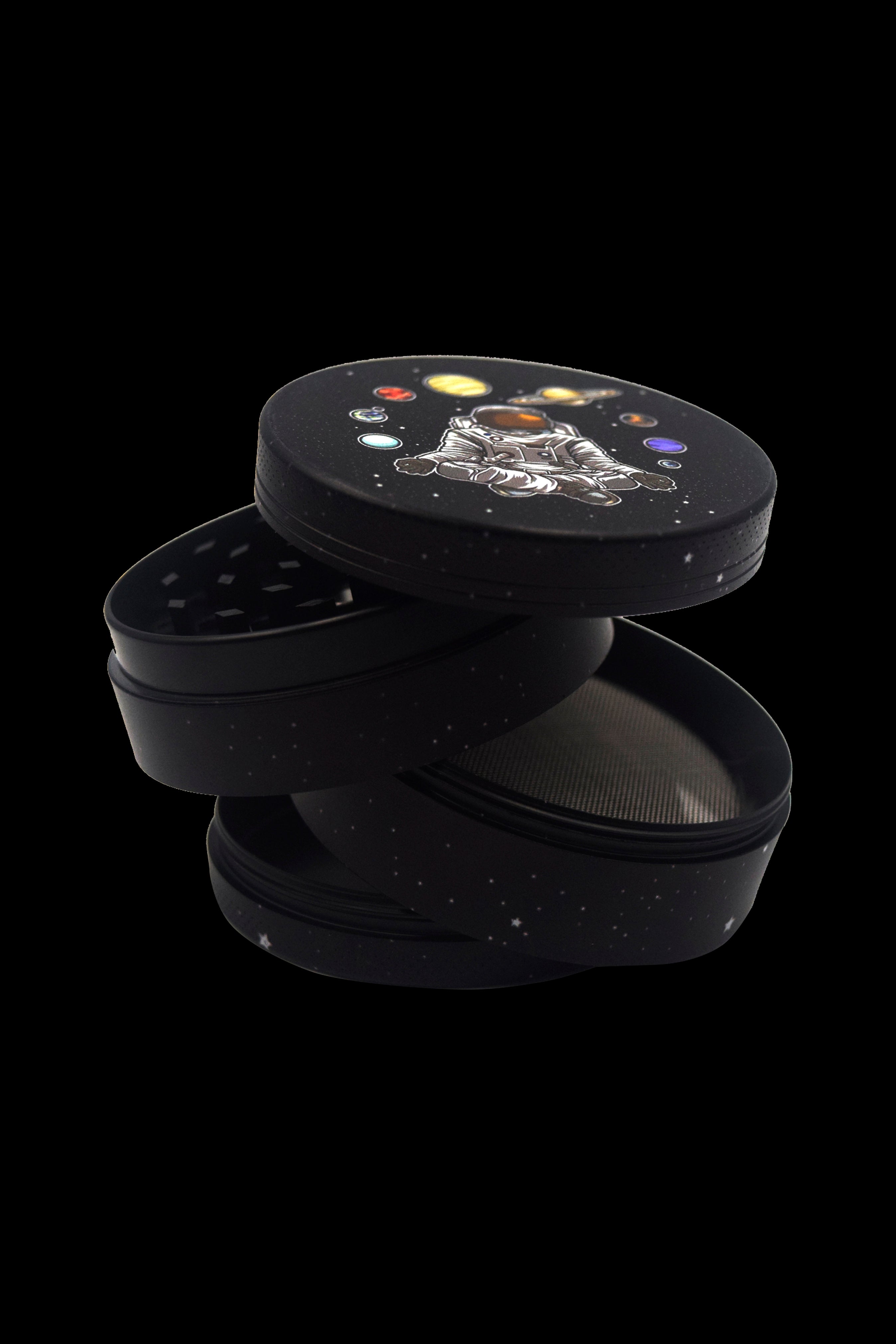 Cloud 8 4-Piece Space Man Grinder - Your Ultimate Grinding Companion