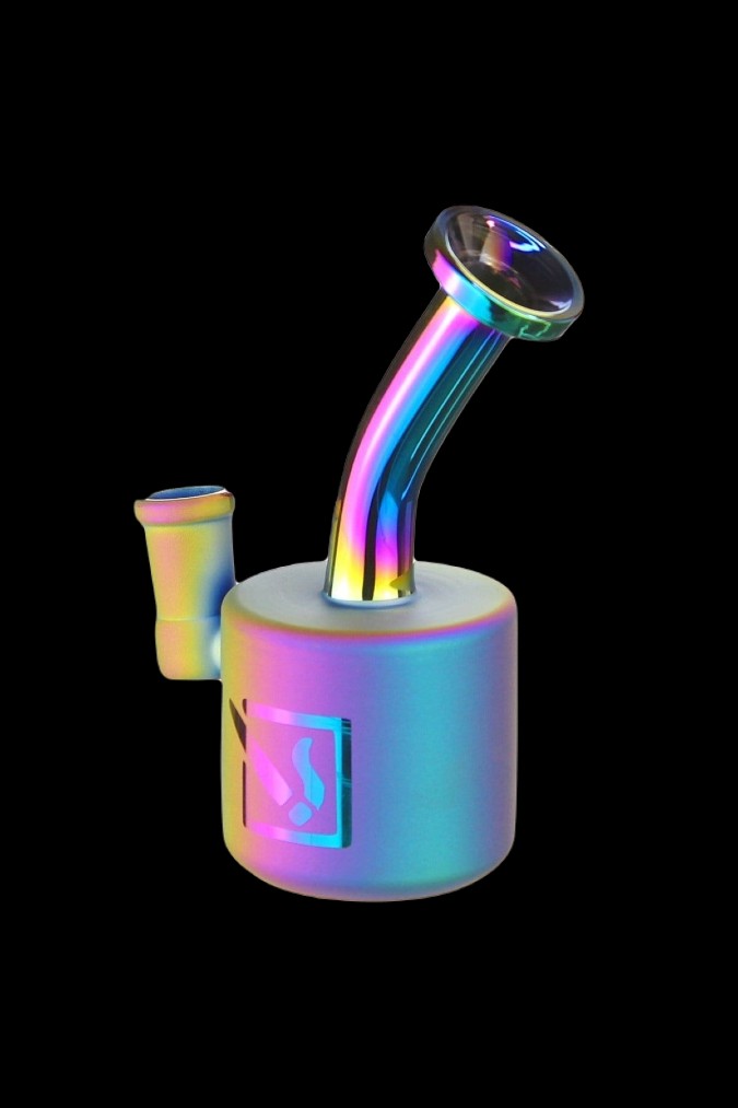 Daily High Club's Dabbers Delight: The Ultimate Puck Bong