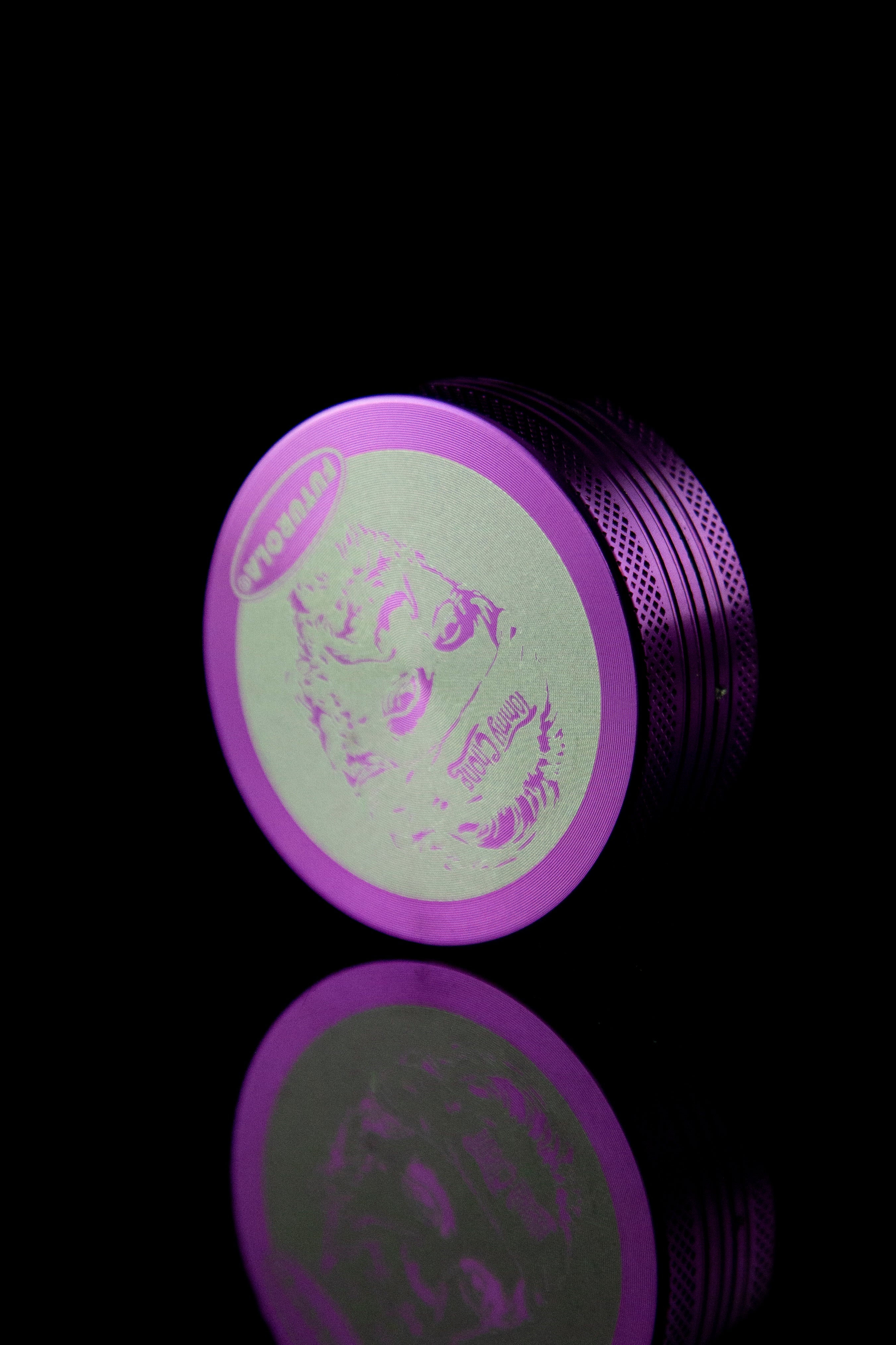 Futurola x Tommy Chong 50mm Aluminum Grinders - A Must - Have!