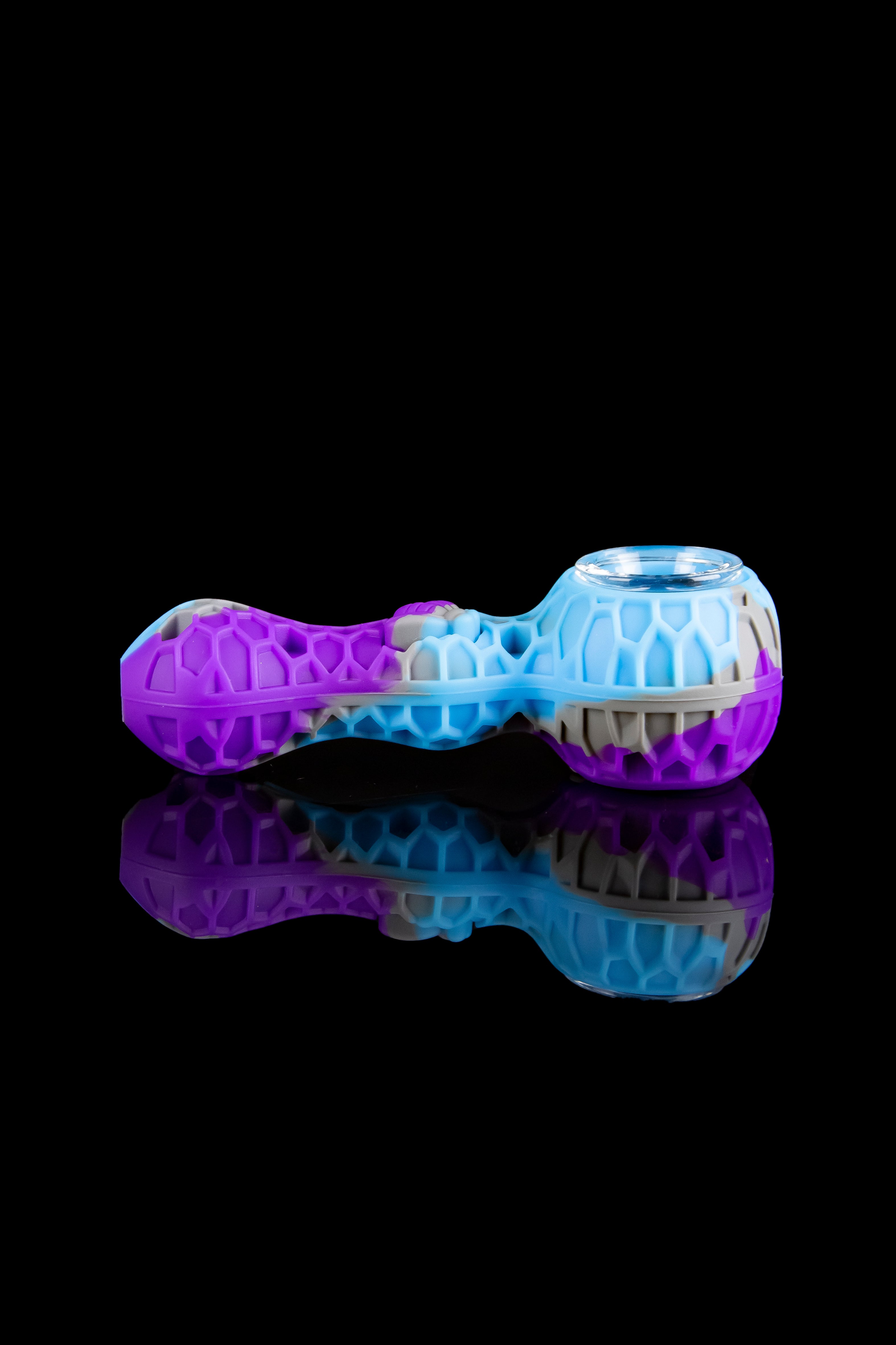 Cloud 8 Beehive Silicone Hand Pipe: Indestructible, Travel-Friendly & Fun!