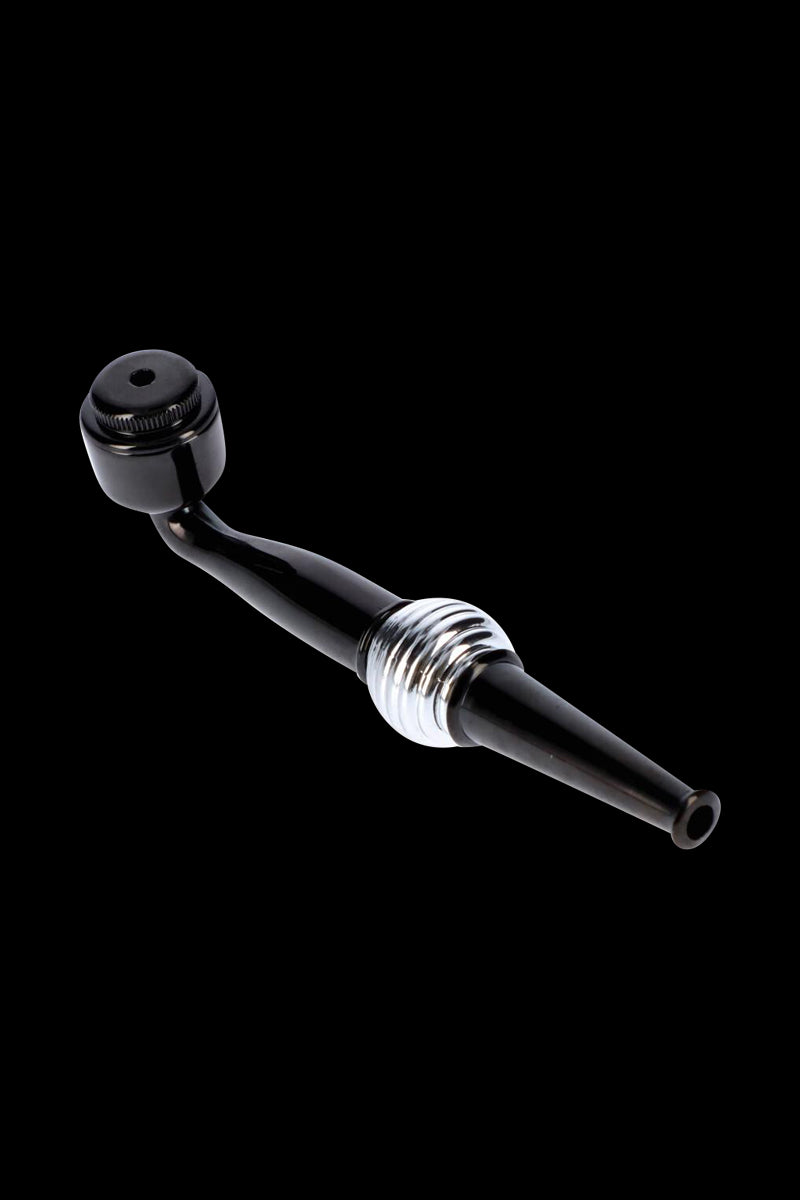 Grip-Friendly Metal Hand Pipe: A Simple Smoking Essential
