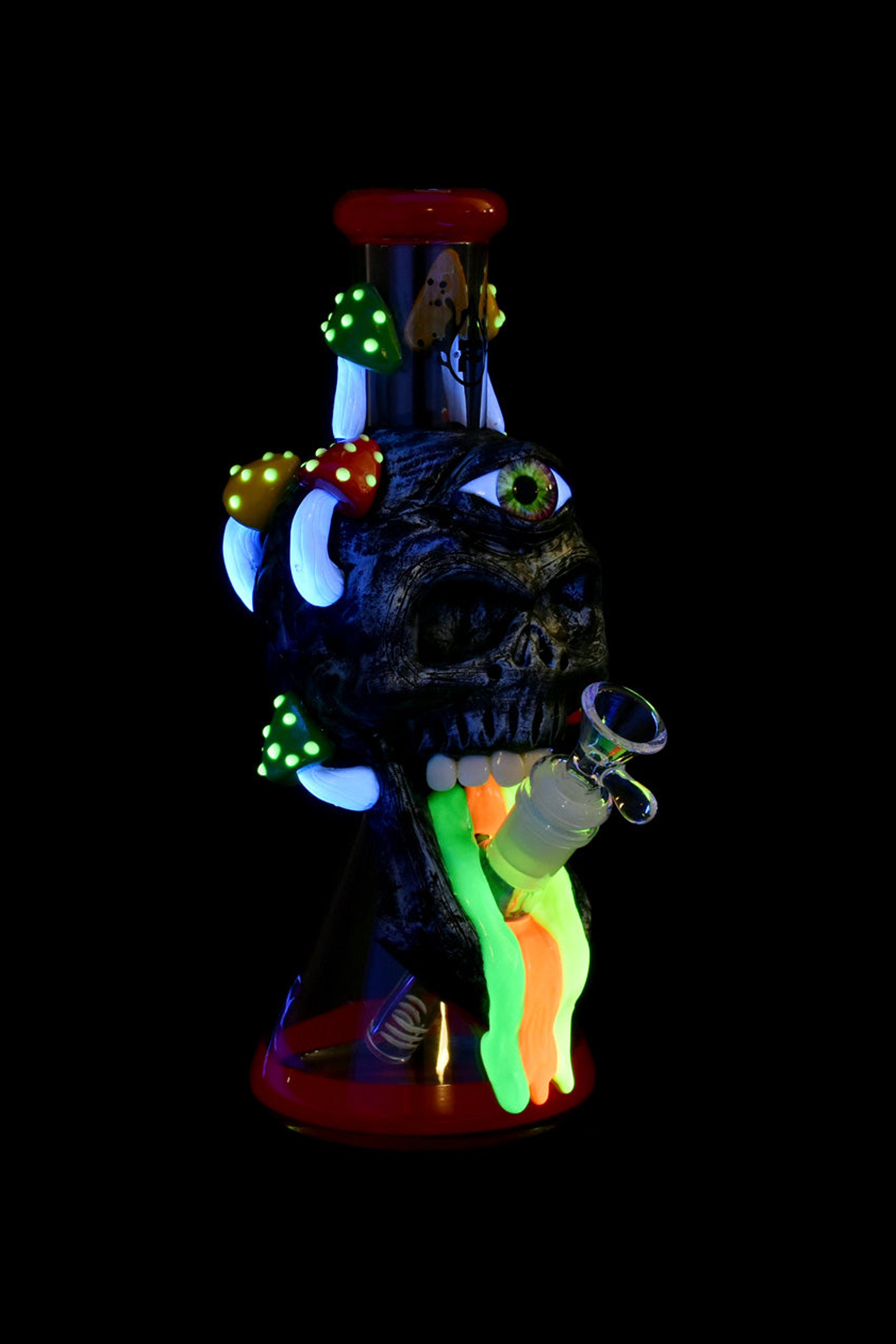 Pulsar's Stunning Rainbow Puking Skull Beaker Water Pipe