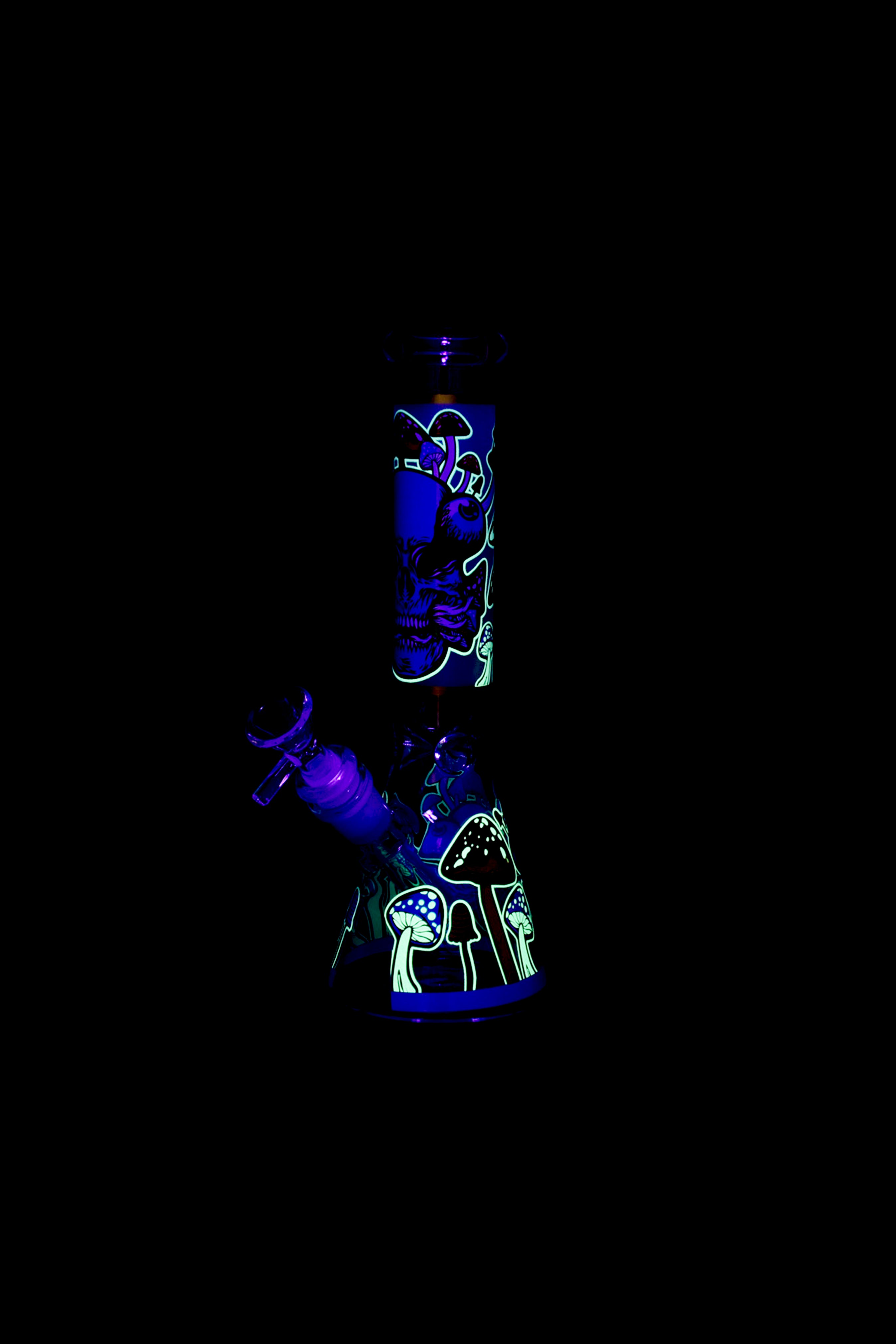 Monsters And Shrooms Glow Beaker Water Pipe - An Enchanting Smoking Experience!