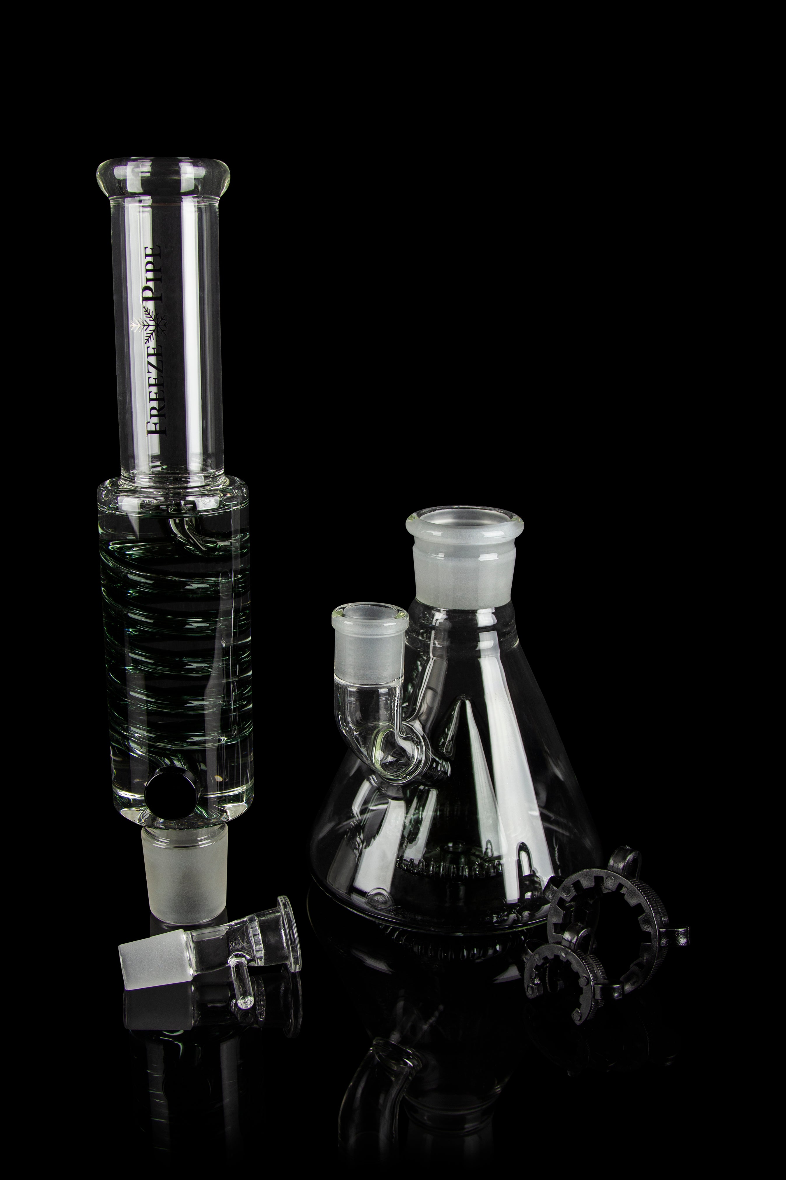Freeze Pipe's Ultimate XL Bong - Chilly Hits Guaranteed!